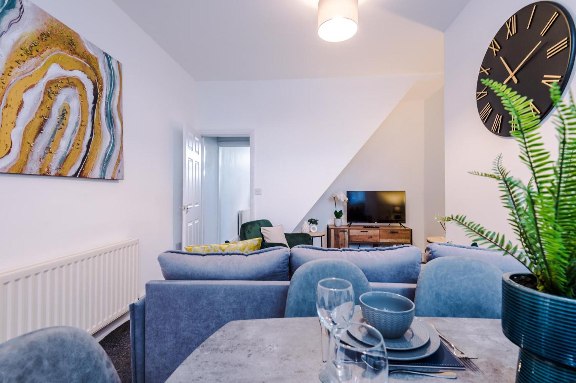 Sleek And Stylish 3 Bedroom Manchester
