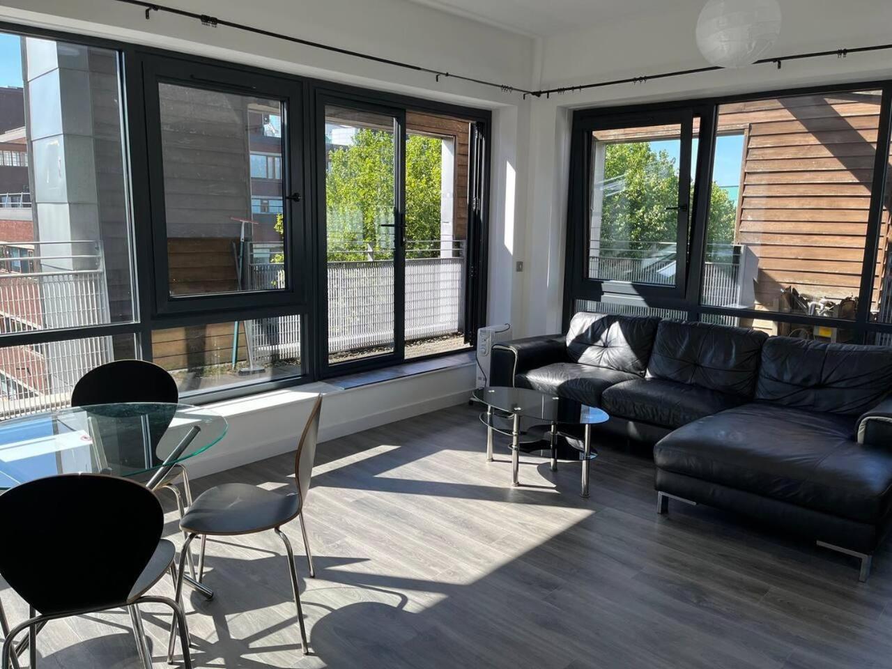 Lovely 2-bed In