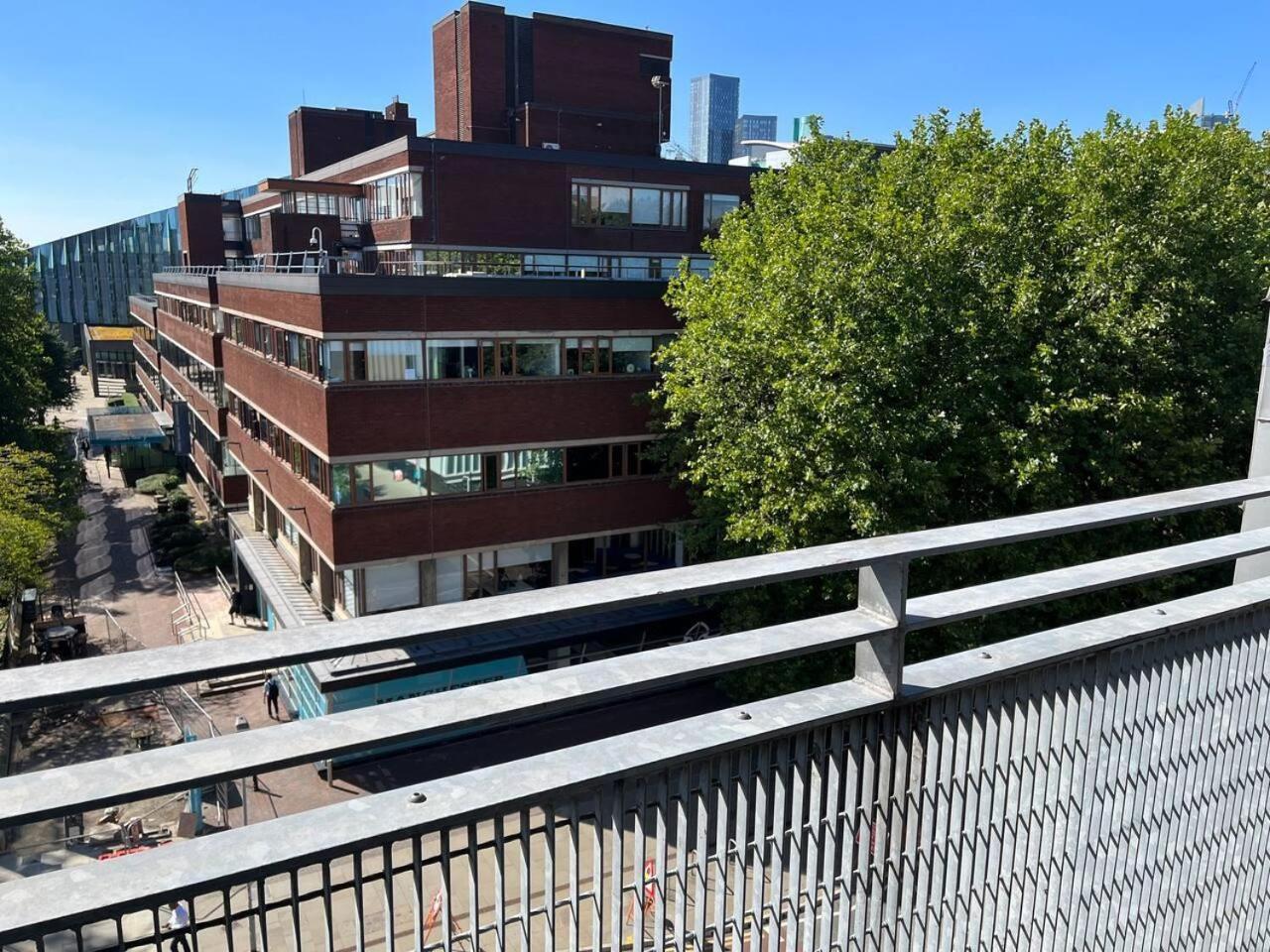 Lovely 2-bed In *