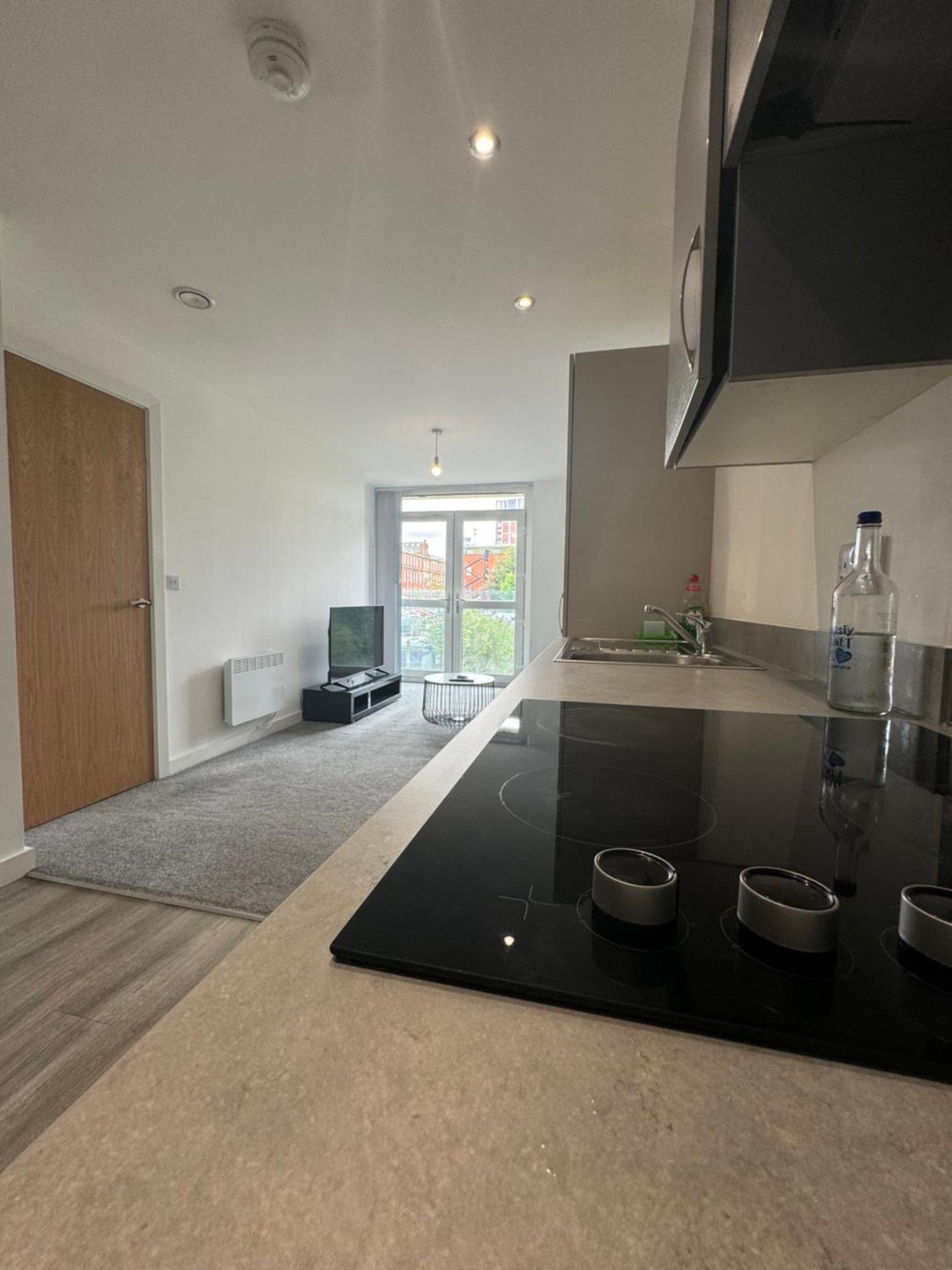 Luxury 1br Near Town *