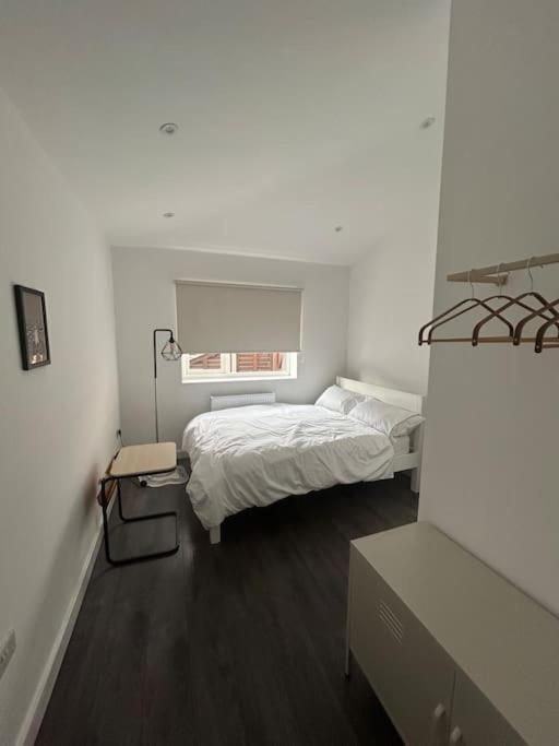 Your Manga House Near Coop Live Ethihad Apartment Manchester
