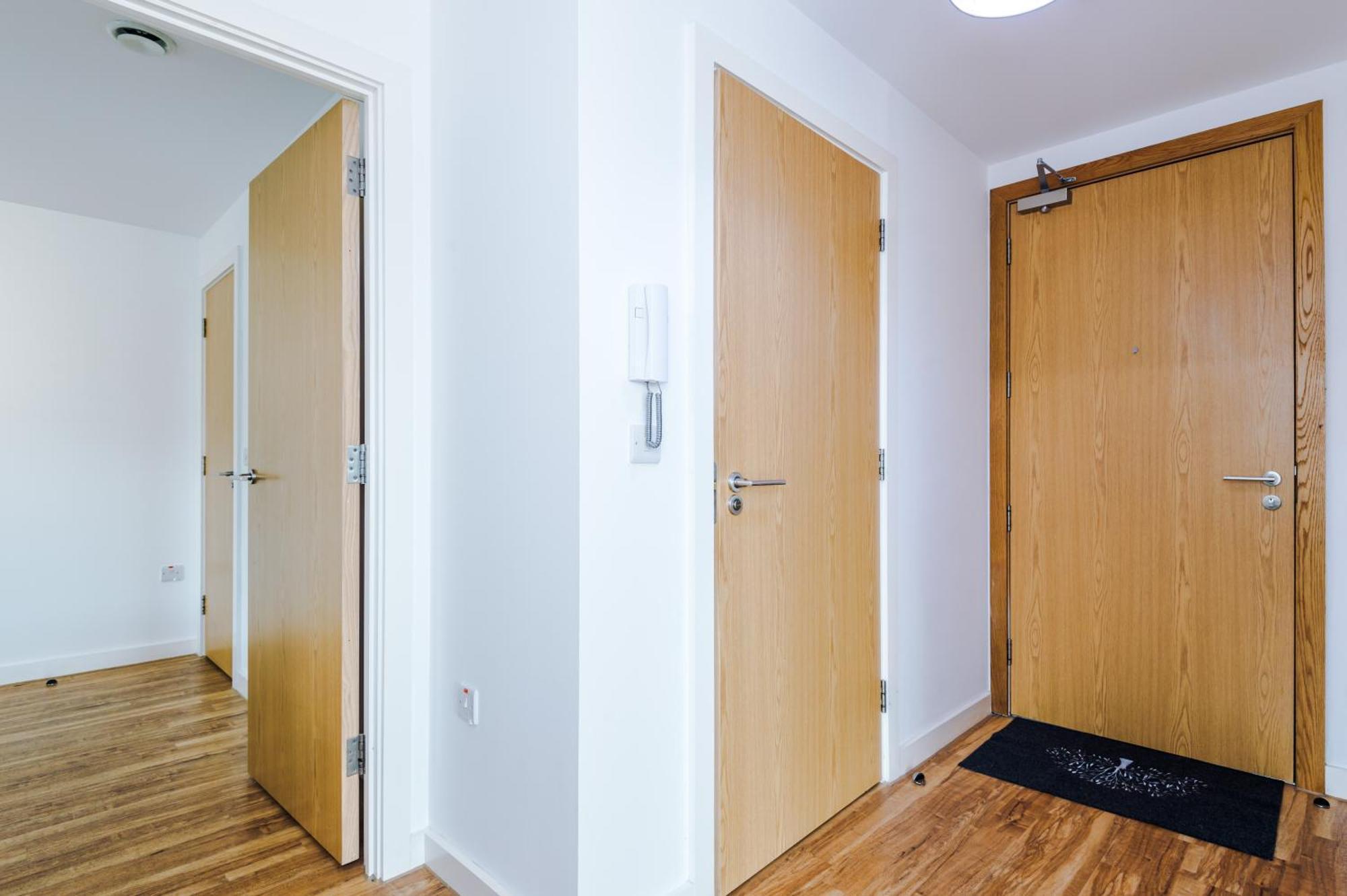 Lux Livin' - Luxury 2 Bed With Skyline View & 24 Hour Gym Apartment Manchester