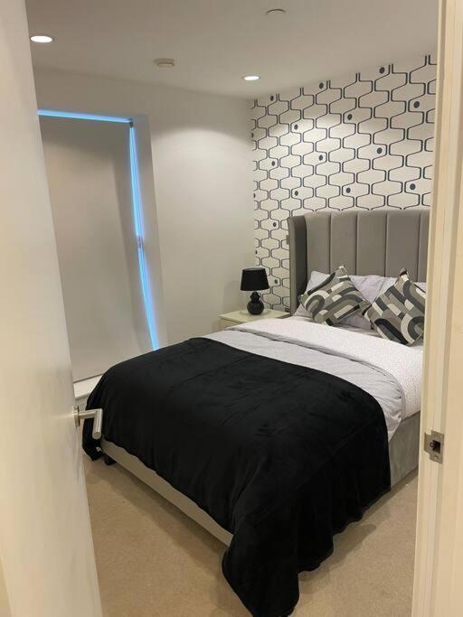 Skyline Retreat * Manchester