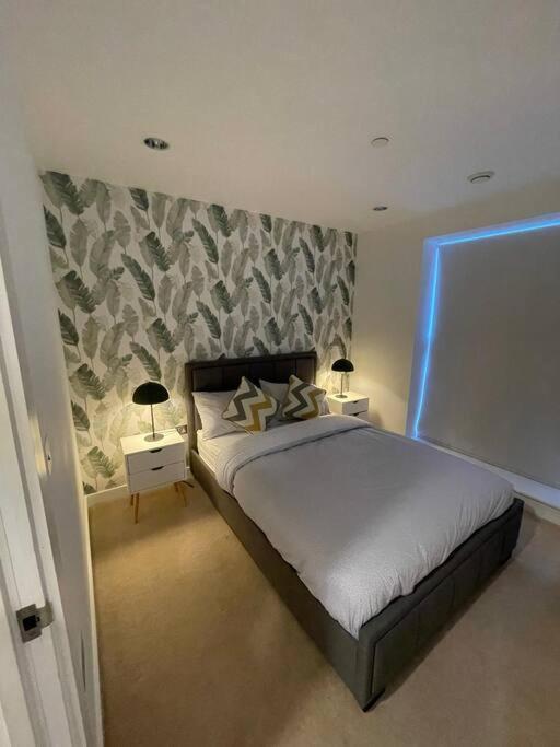 Skyline Retreat * Manchester