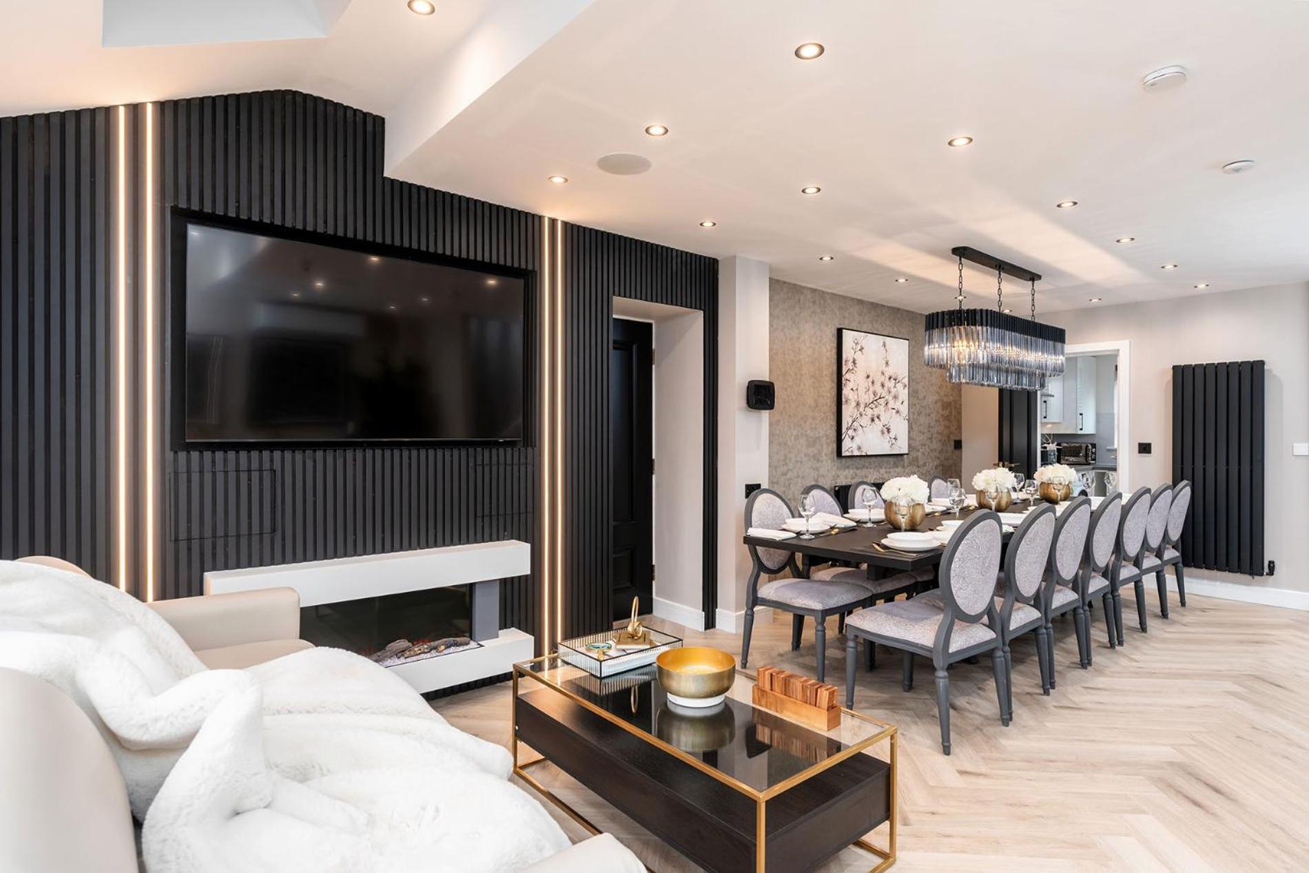 Riverside Villas Manchester