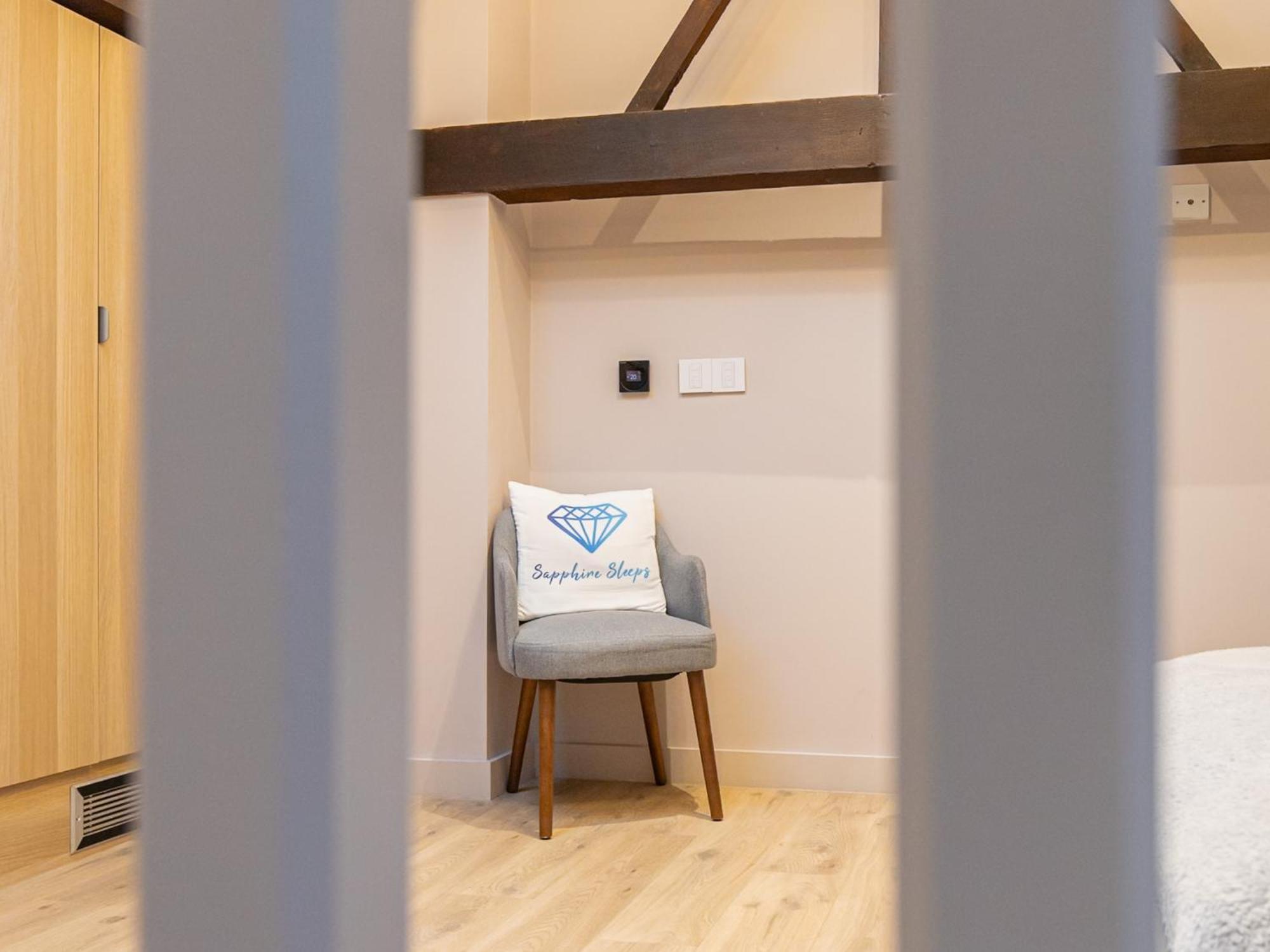 Apartment M1 Centre 3 Bed 3 Bath Luxe Penthouse *