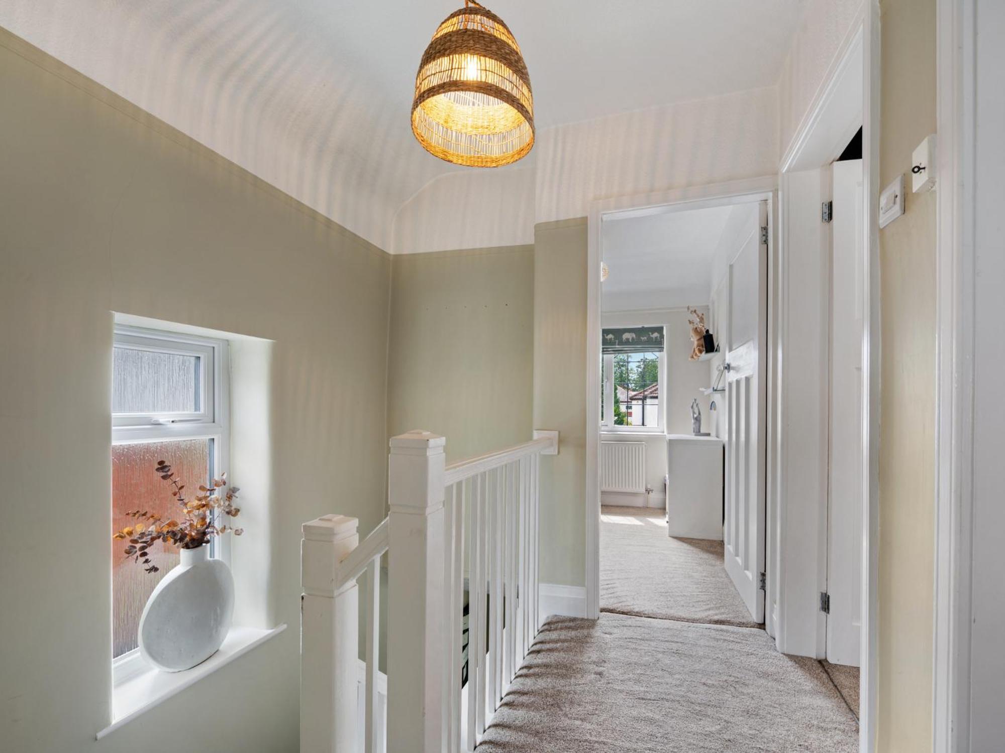 Pass The Keys Picture Perfect Haven In Didsbury Village - Free Parking & Ev Station Holiday home *