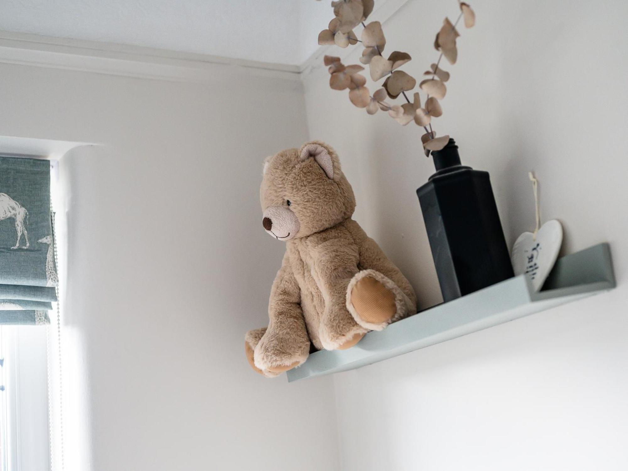 Pass The Keys Picture Perfect Haven In Didsbury Village - Free Parking & Ev Station Holiday home Manchester