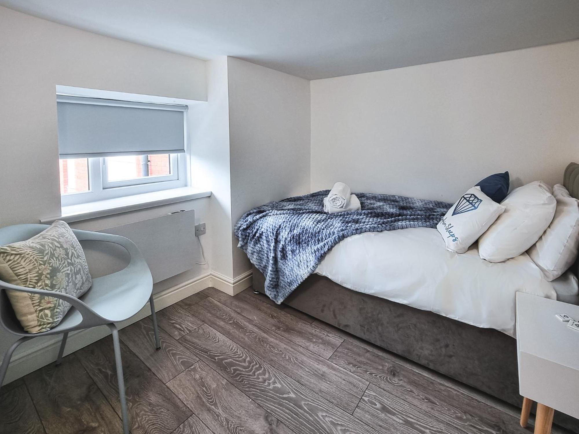 Cute, Comfortable & Classy Apartment Manchester