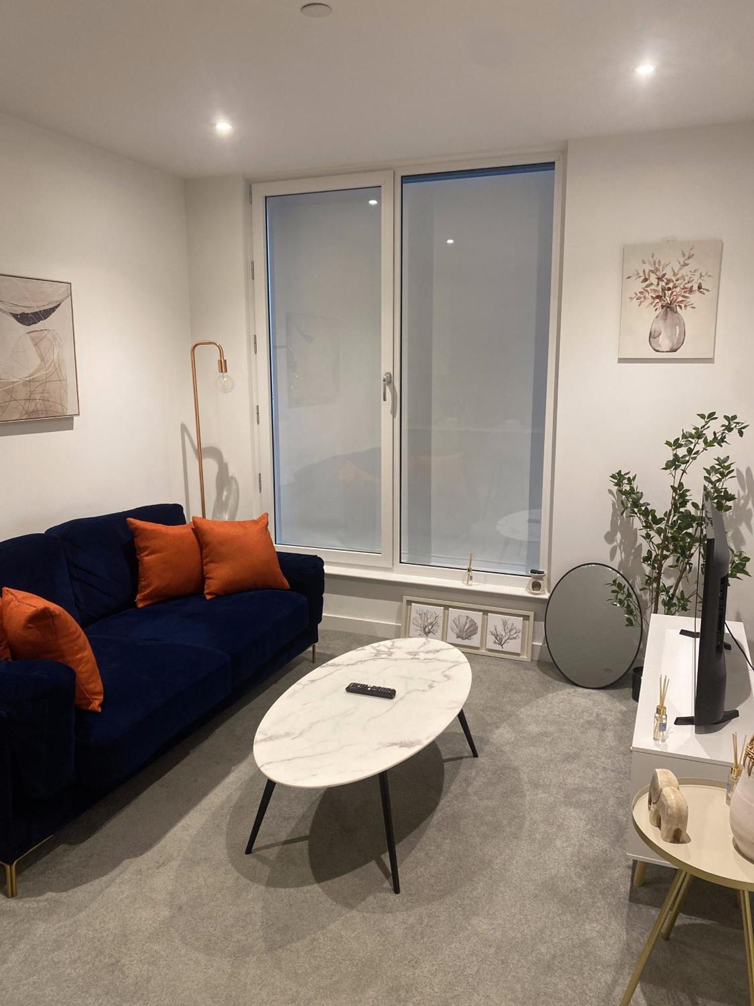 Apartment Terrace Retreat-cinema & Free Parking