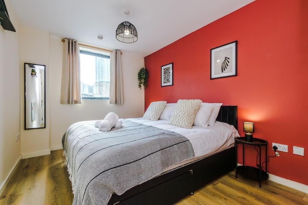 Apartment Modern 2br Near Centre - Free Parking Garage