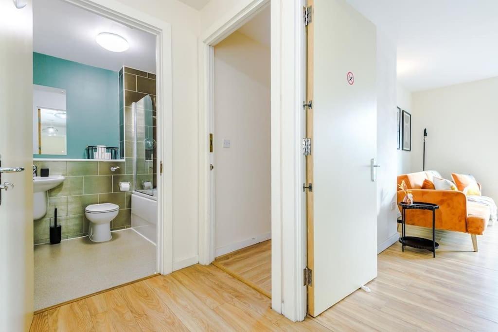 Apartment Modern 2br Near Centre - Free Parking Garage Manchester