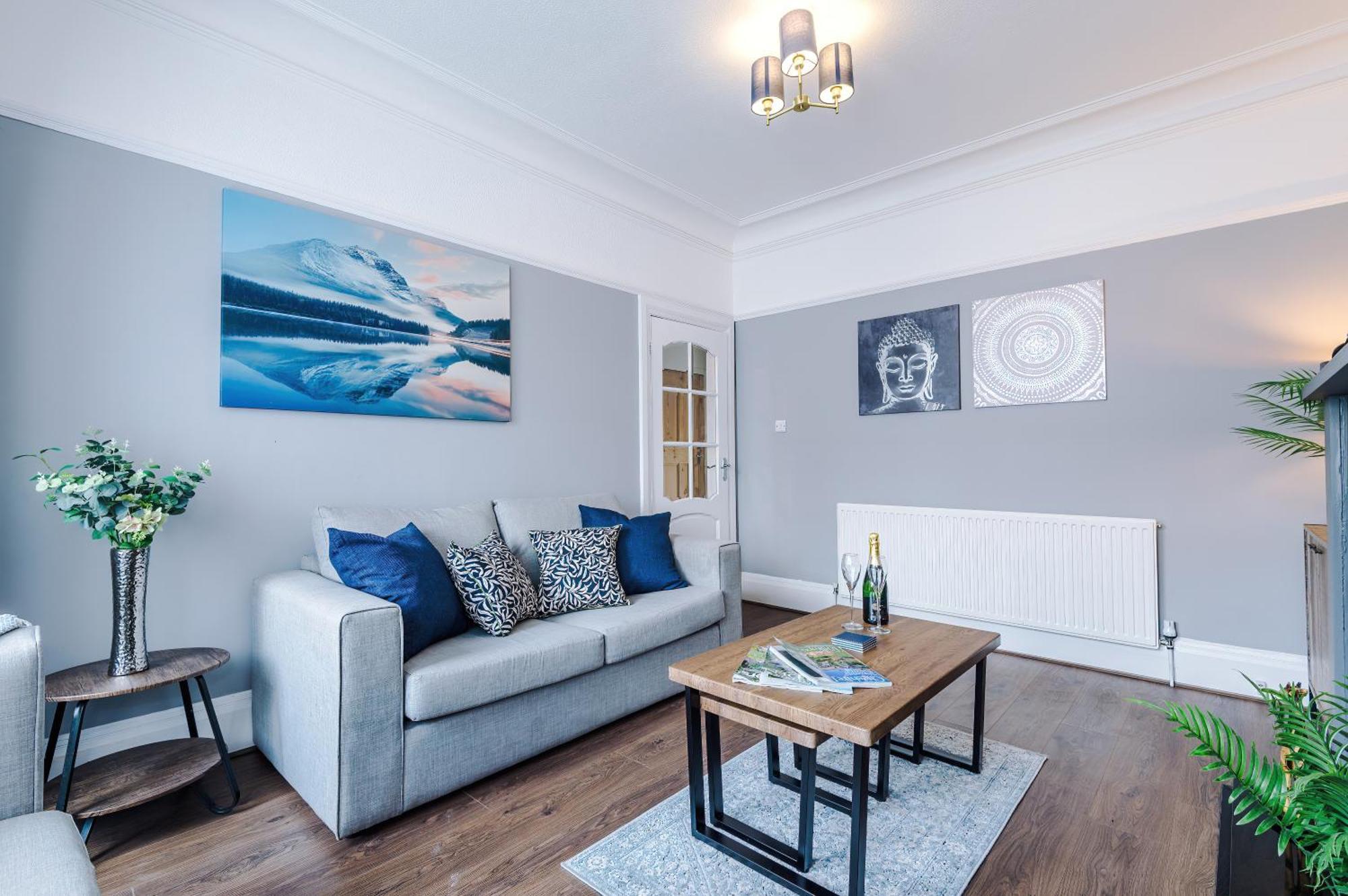 New! 3-bed Spacious In By 53 Degrees Property, Ideal For Groups, Free Parking! * Manchester