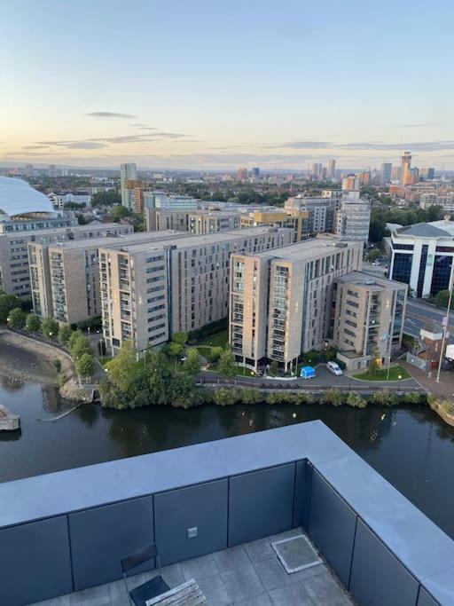 Apartment Manchester-1br Free Parking-cinema *