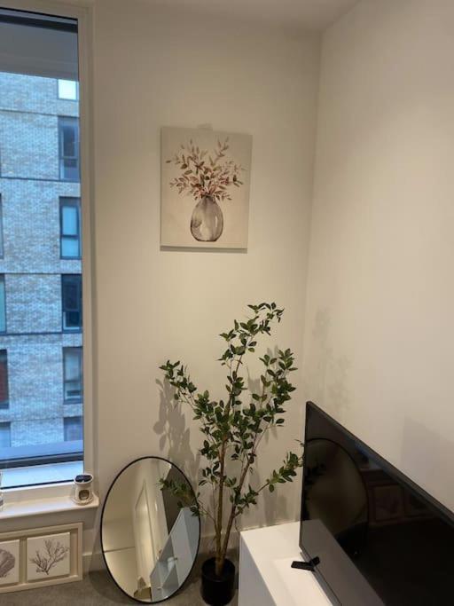 Manchester-1br Free Parking-cinema