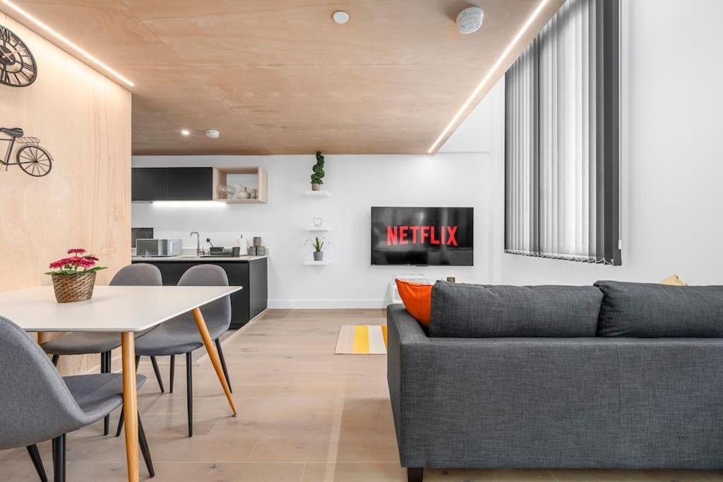 Luxury Stylish Apartment