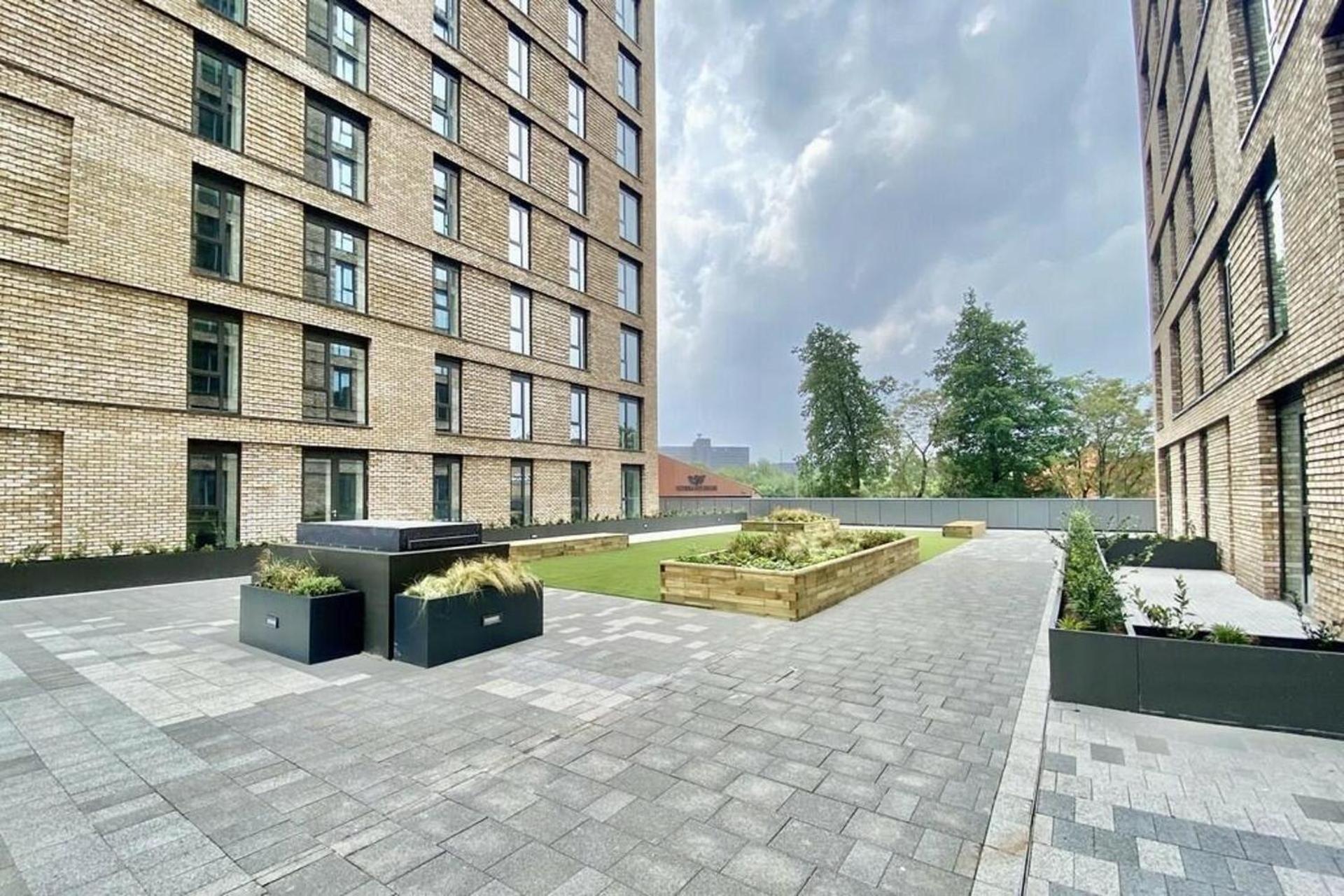 Terrace Retreat-cinema & Free Parking Apartment Manchester