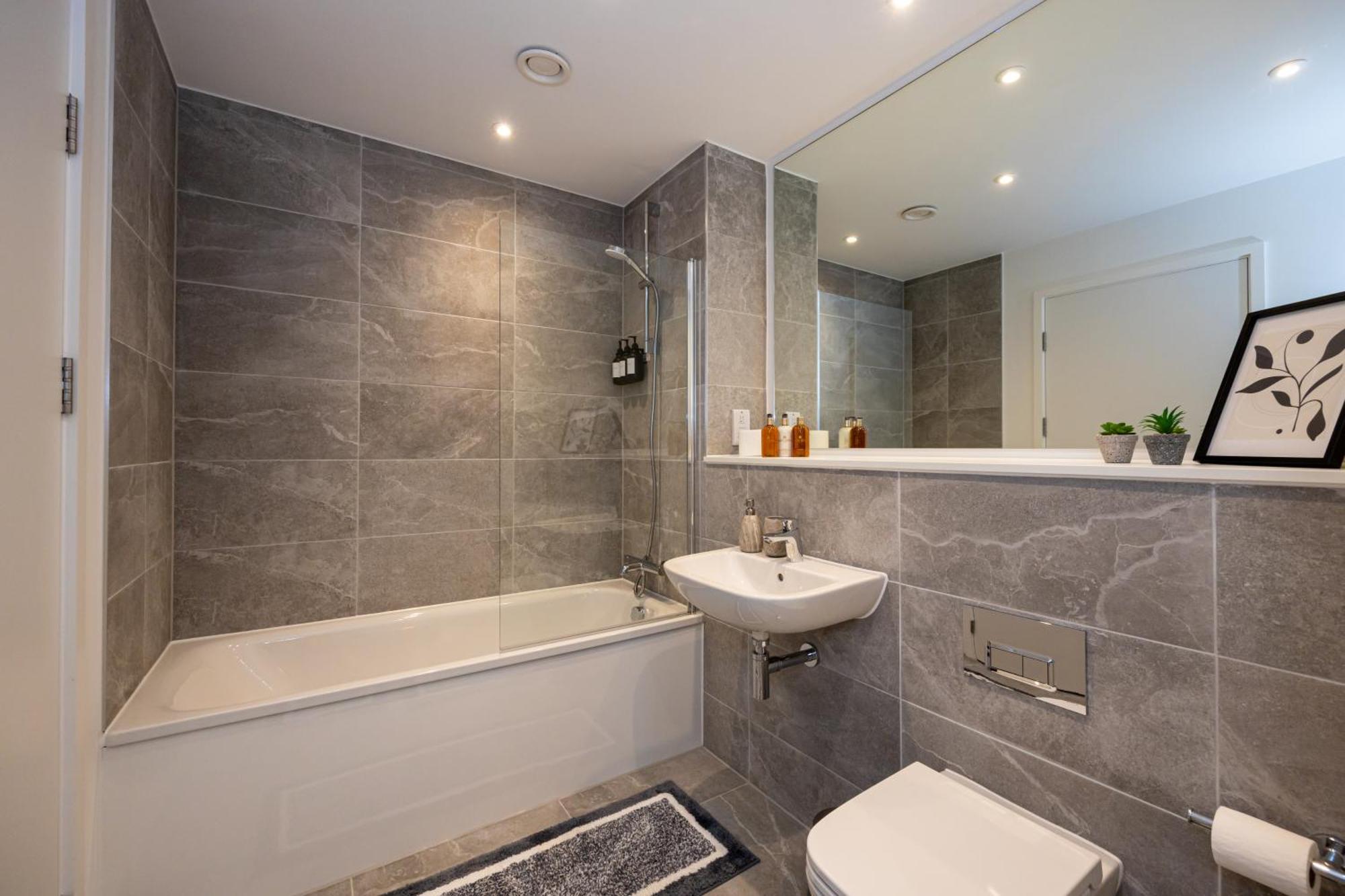 Pet Friendly 2br Near Station By Asquare Letting Apartment