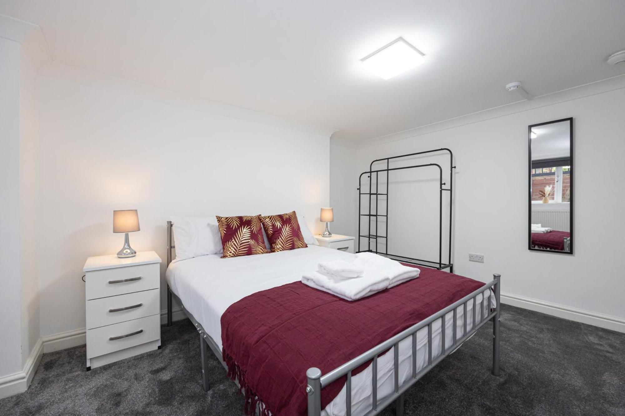 Holiday home Modern Spacious 6Bd Haven 8 Min From City Centre Manchester