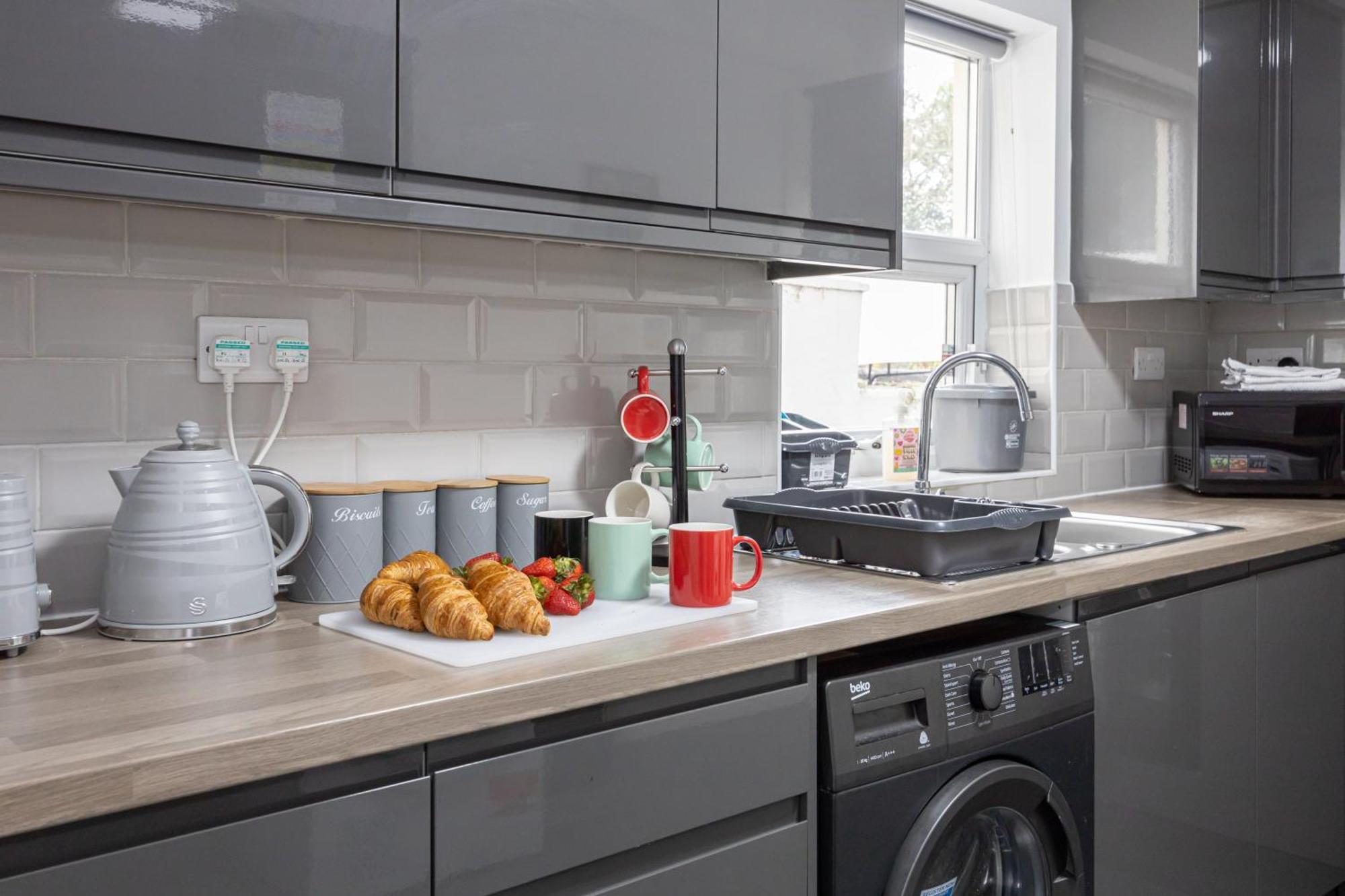 Modern Spacious 6Bd Haven 8 Min From City Centre Manchester