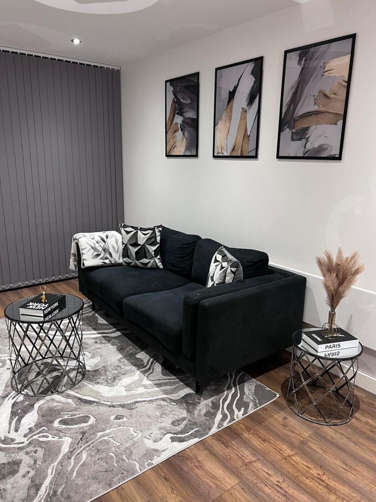 Hadeti Luxury Homes Apartment Manchester
