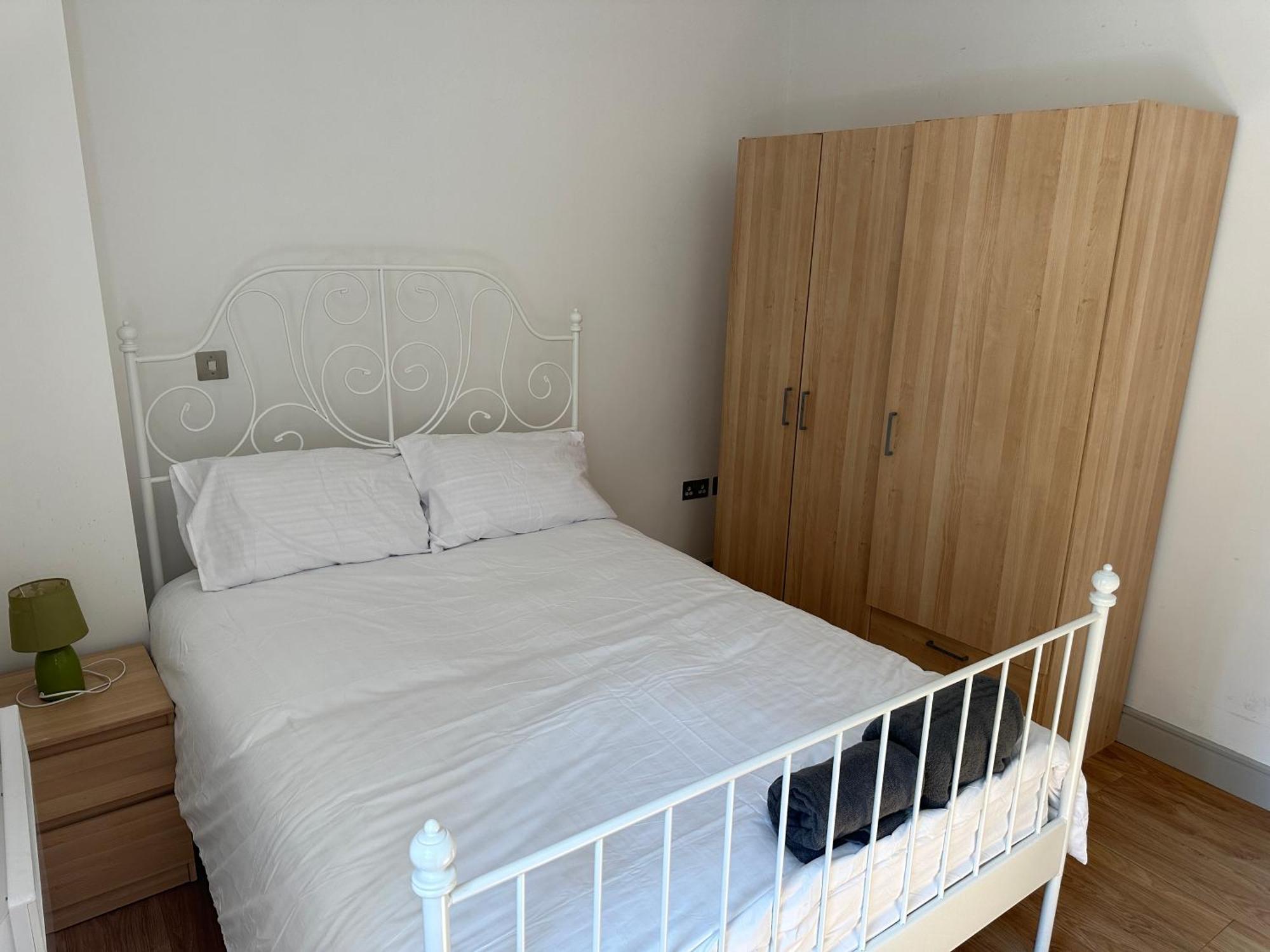 Two Bedroom In The Heart Of The Apartment