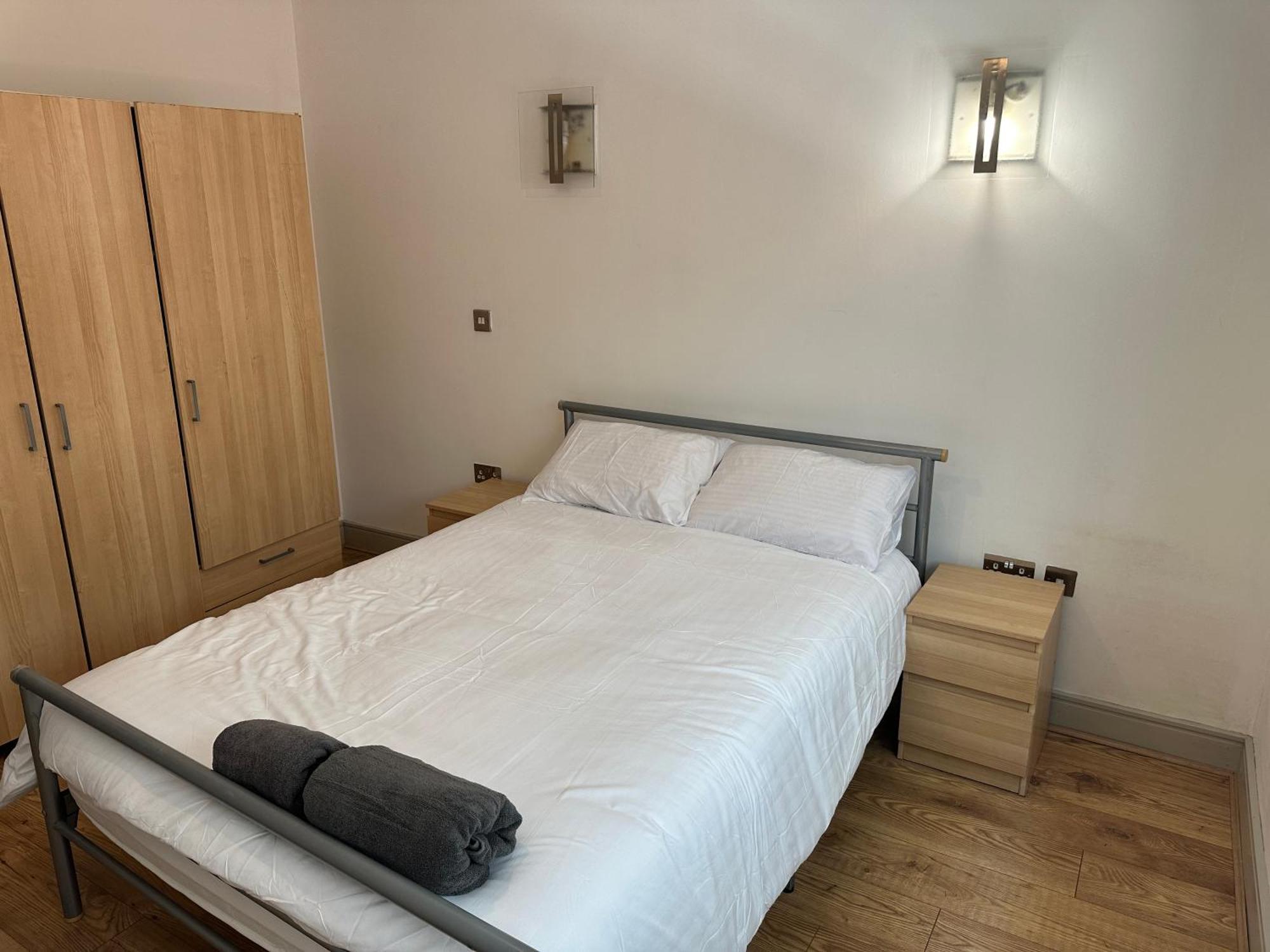 Two Bedroom In The Heart Of The Apartment *