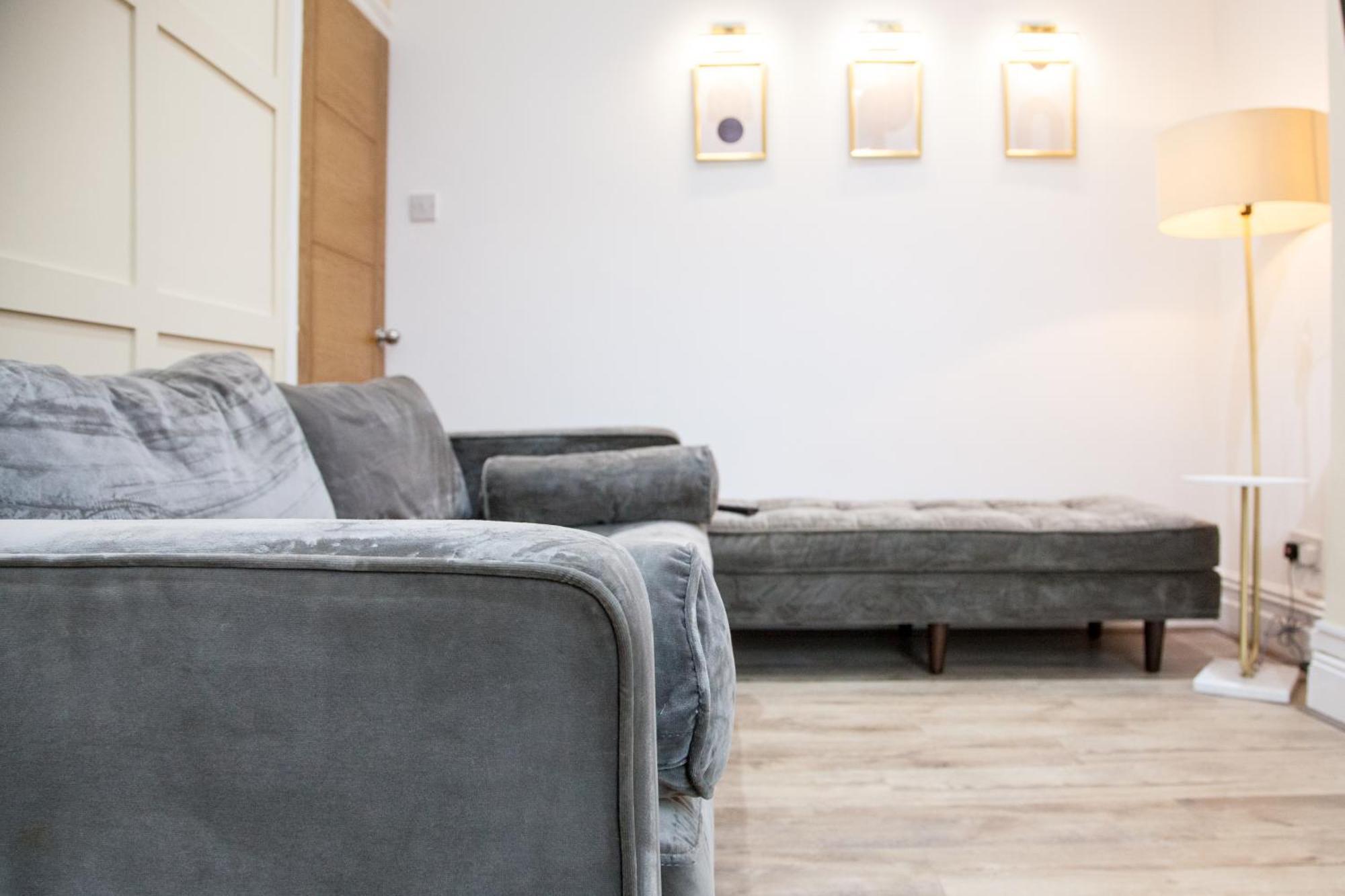 Holiday home Entire Luxury In Old Trafford, Next To Mufc Manchester