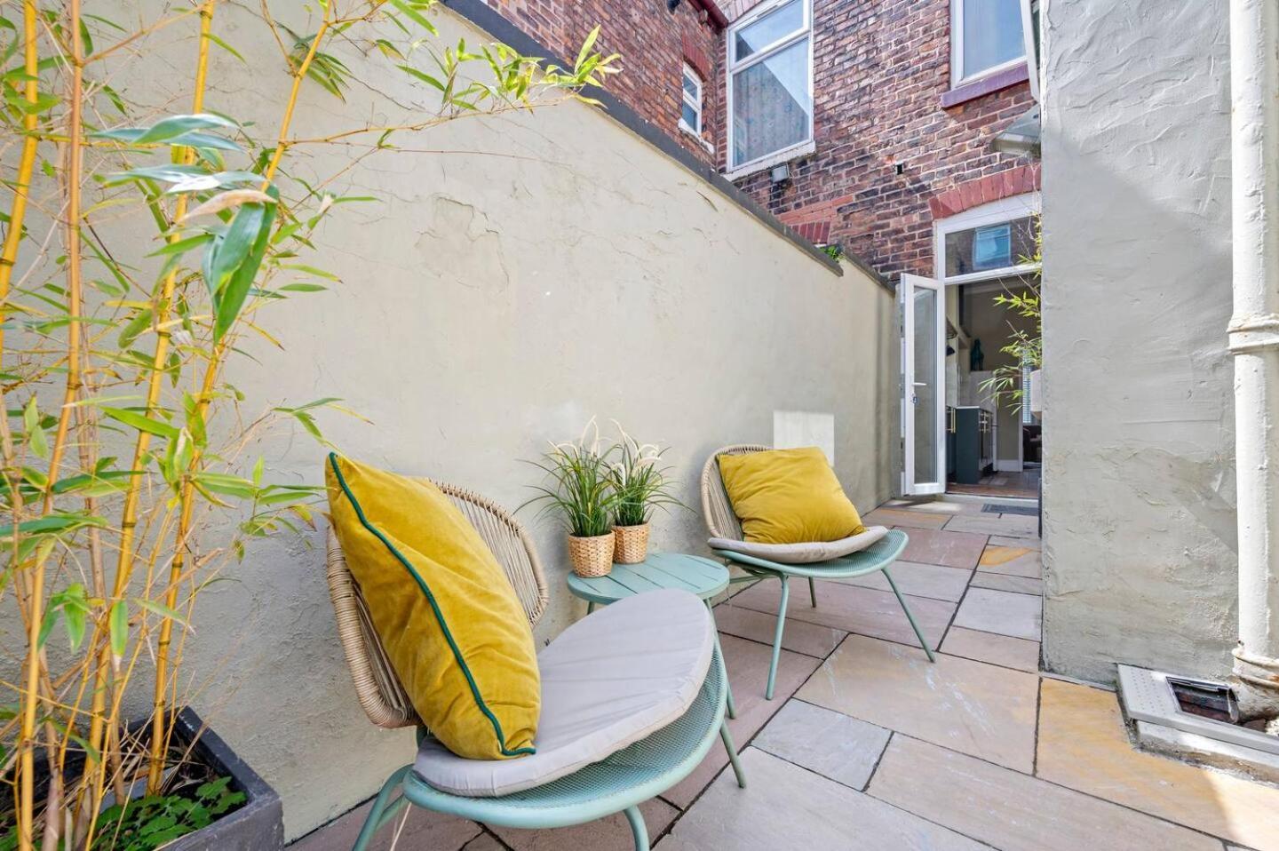 Large & Stylish Townhouse King Beds&free Parking *