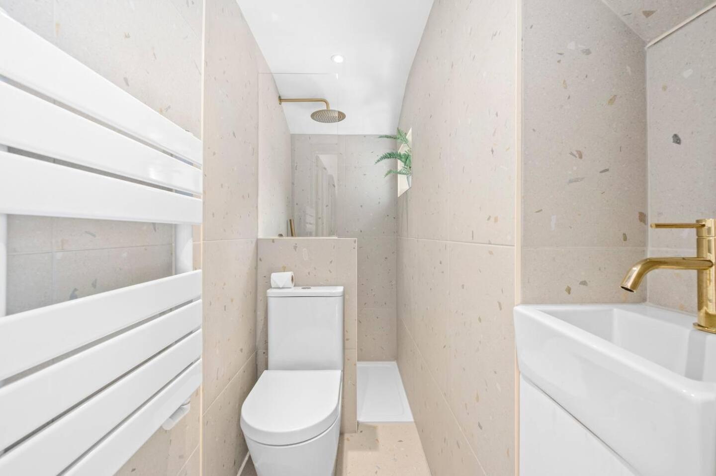Large & Stylish Townhouse King Beds&free Parking * Manchester