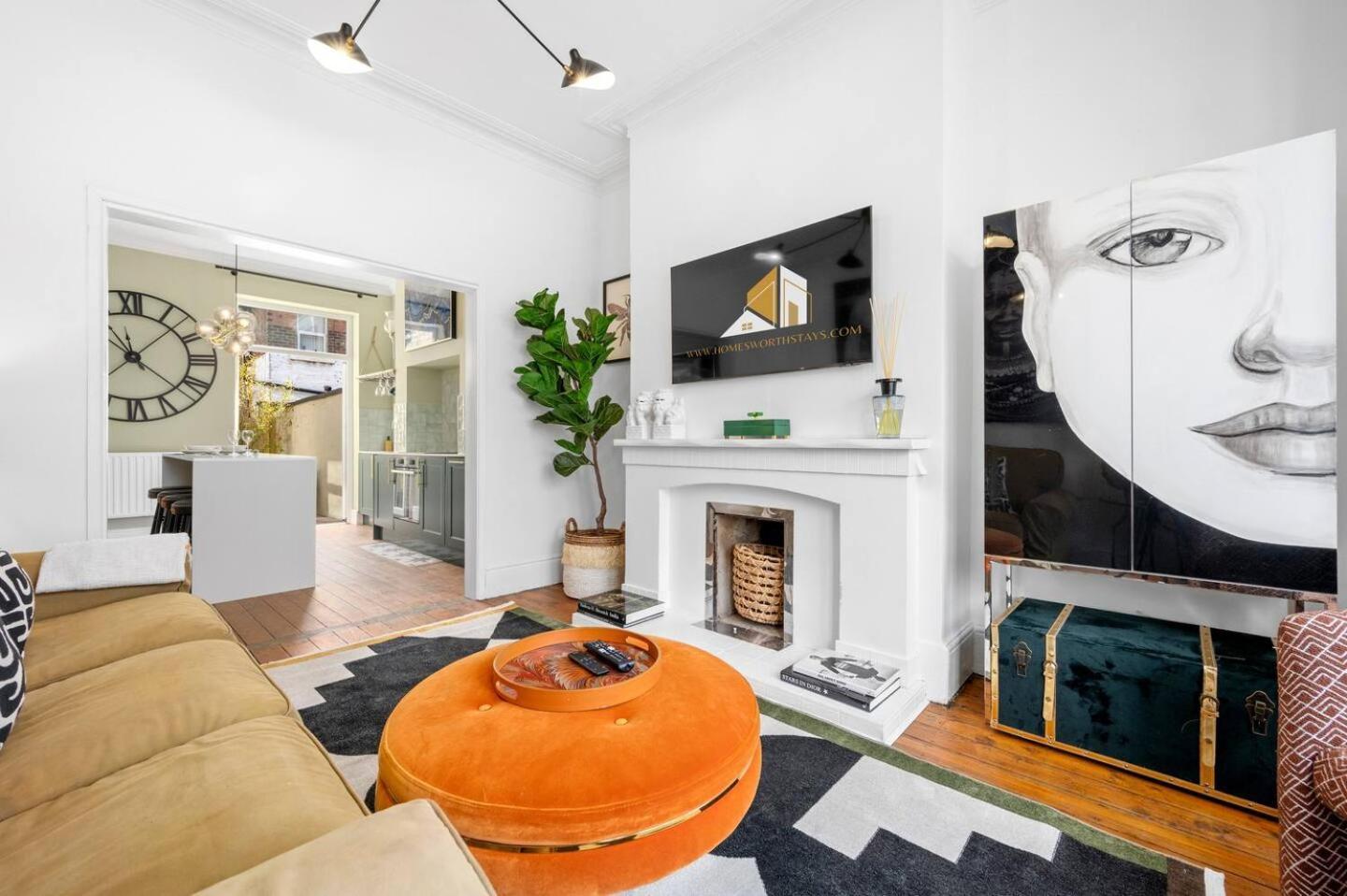 Large & Stylish Townhouse King Beds&free Parking *