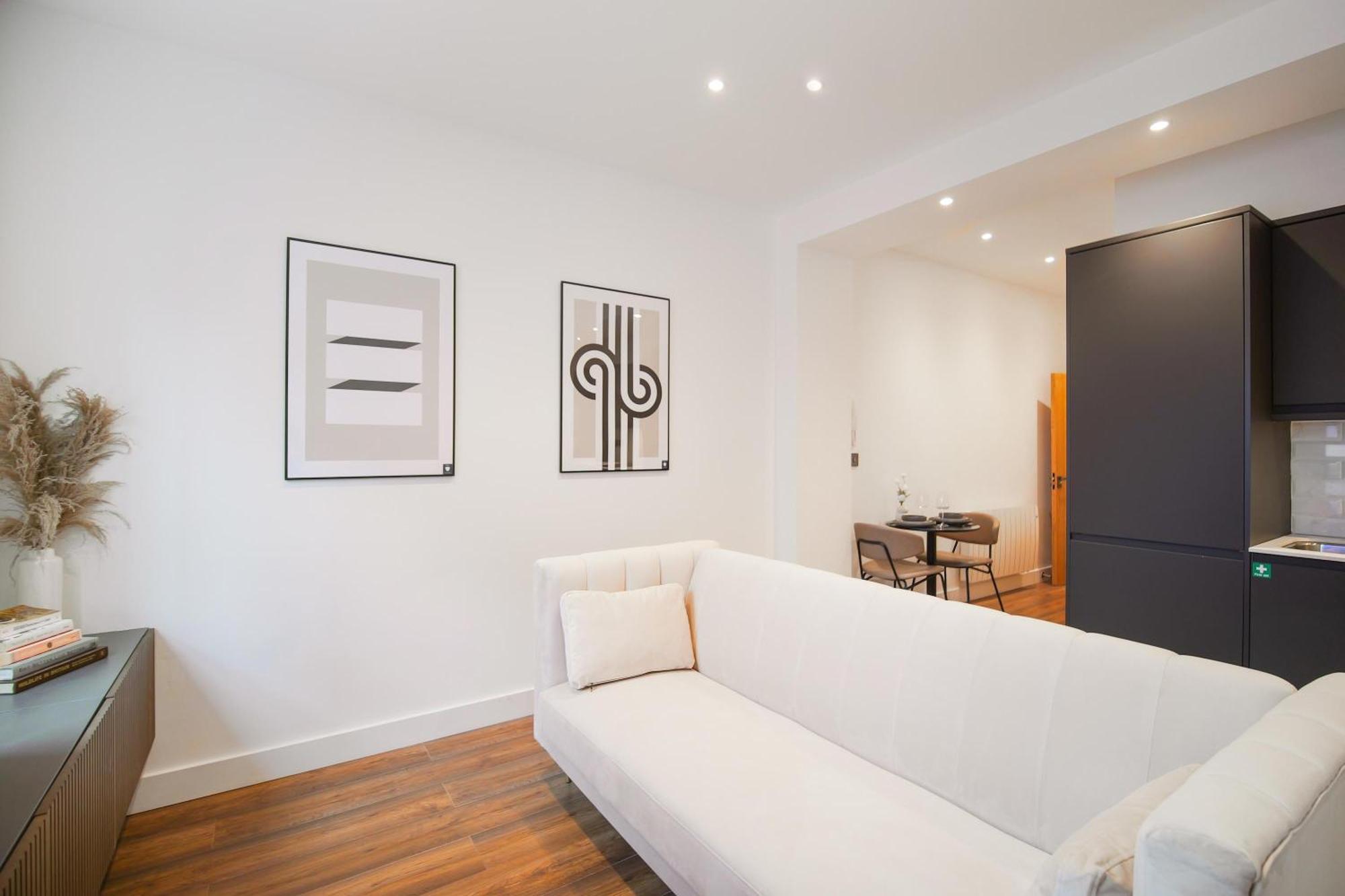 Afflecks By The Heim Residences Apartment