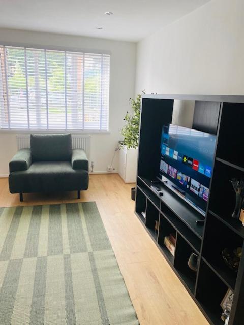 Live Coop Apartment-entire House With Free Parking And Garden- Etihad Stadium Holiday home