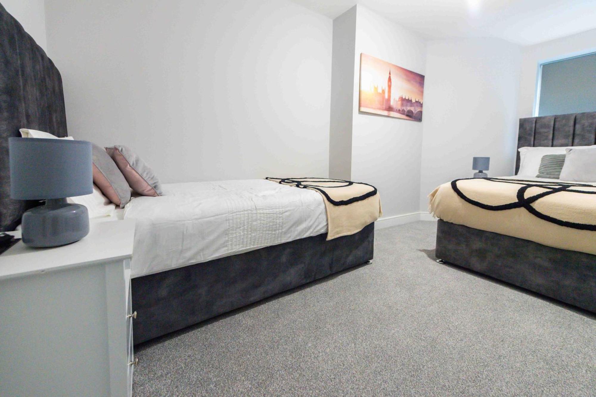 Holiday home Beautiful, Peaceful, 5 Bedroom With Hot Tub!