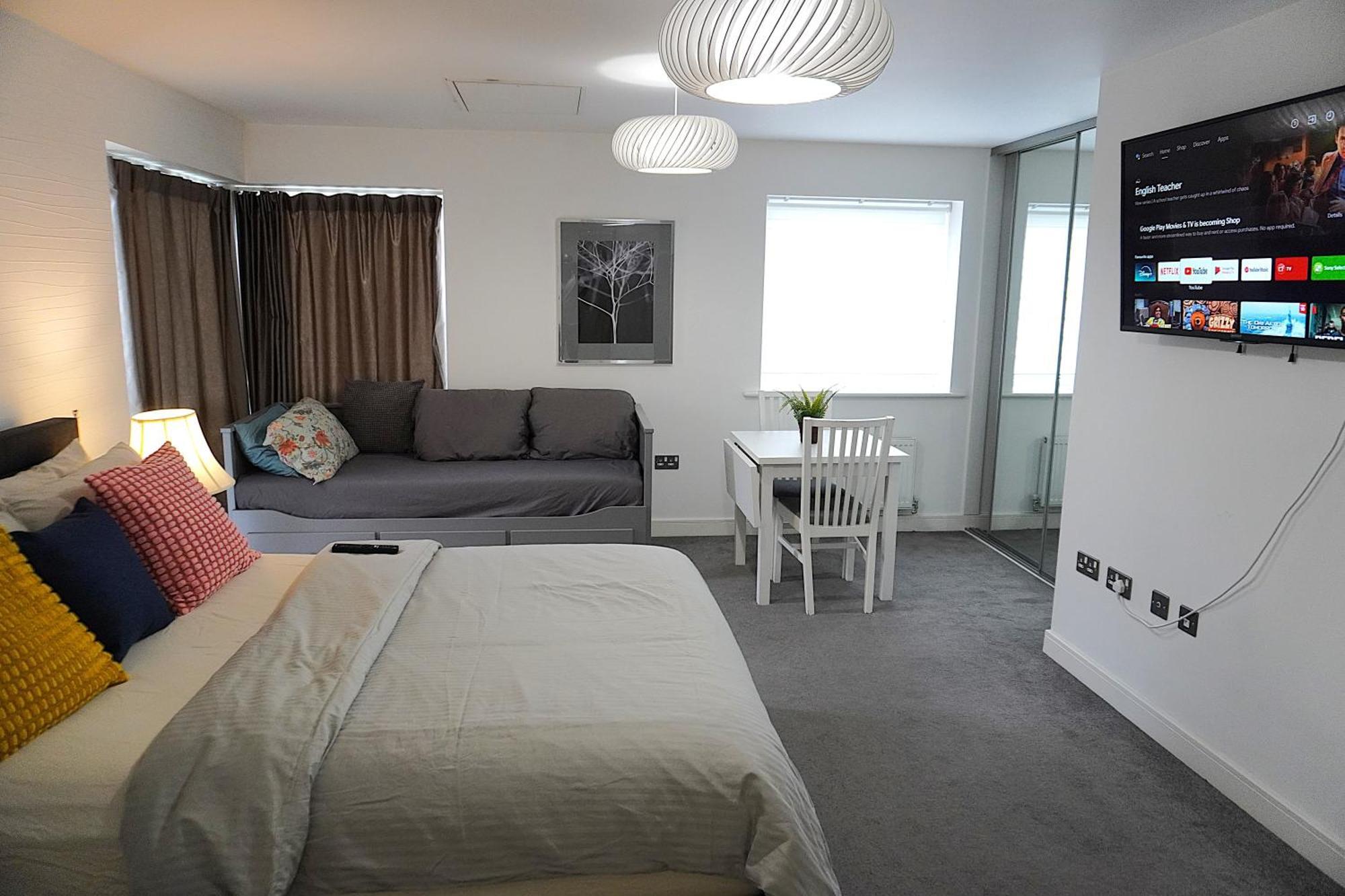 Rylance Luxury House - Free Parking Holiday home Manchester