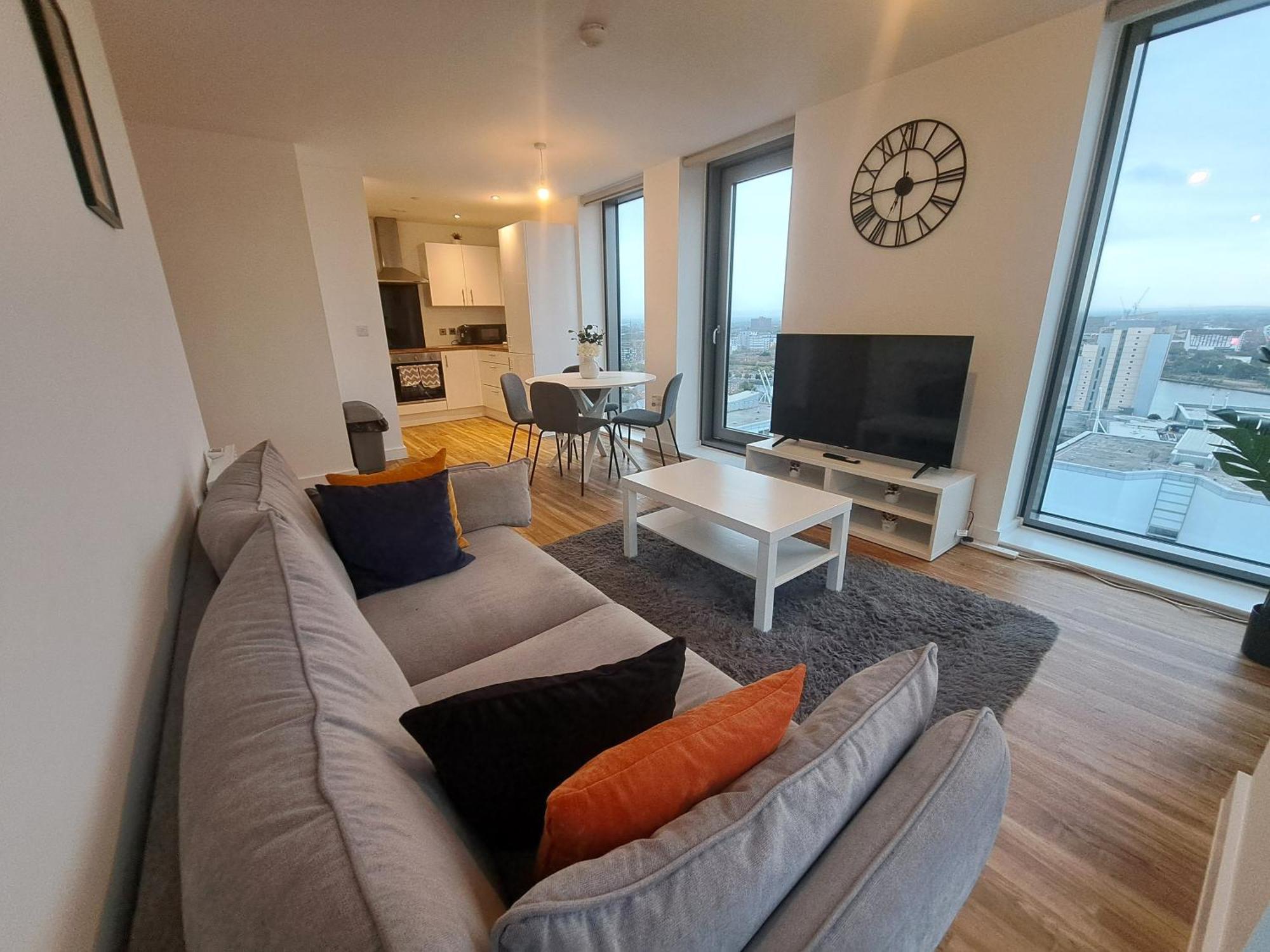 Apartment Media *