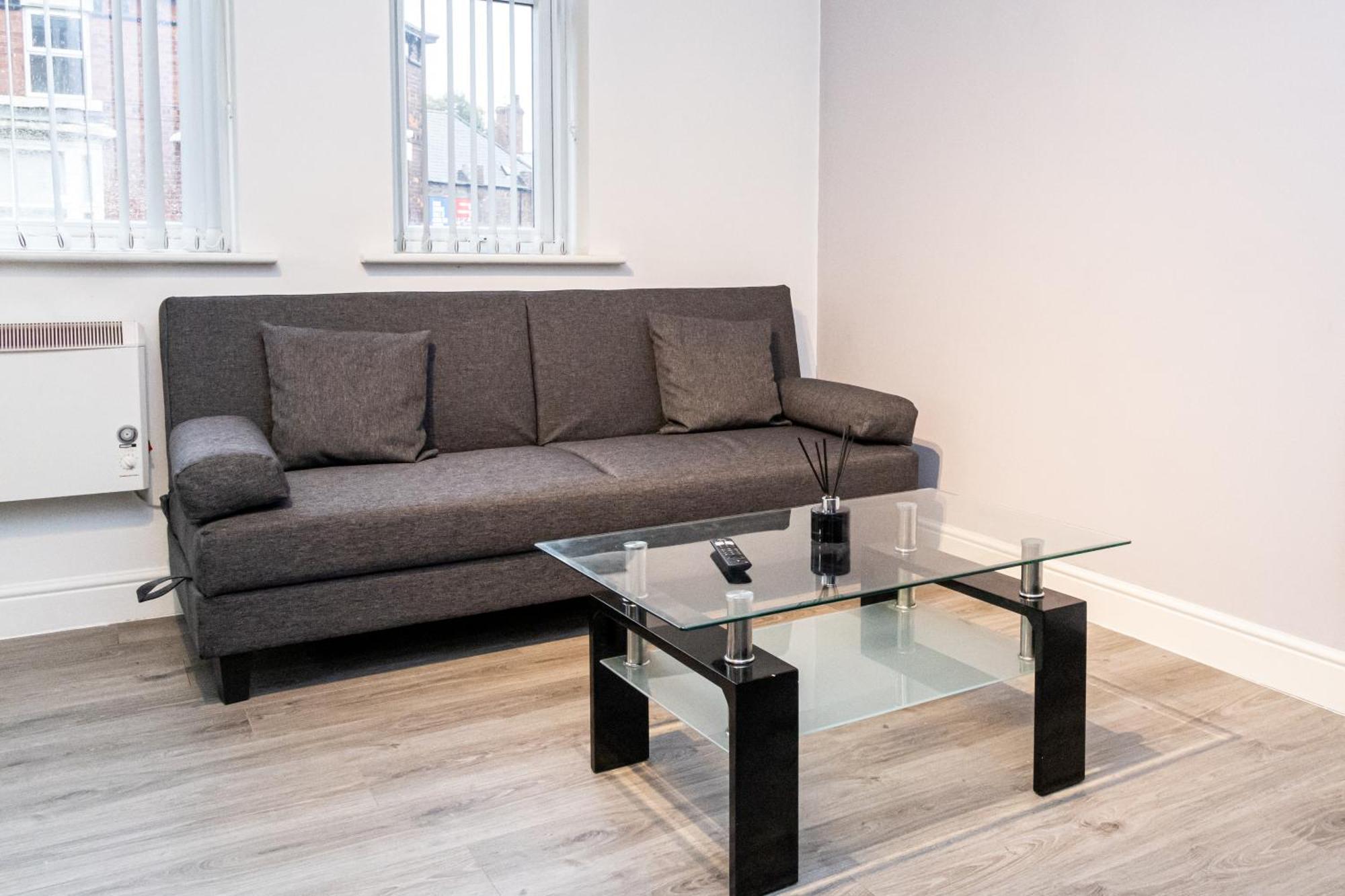 Apartment 1 Bedroom In Chorlton Manchester