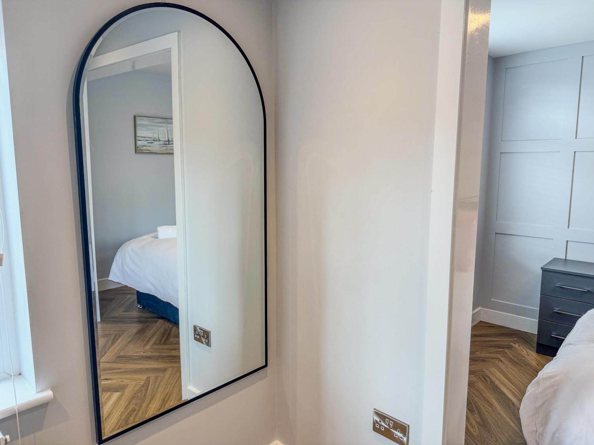 The Old Trafford Luxury One - Free Parking Apartment *