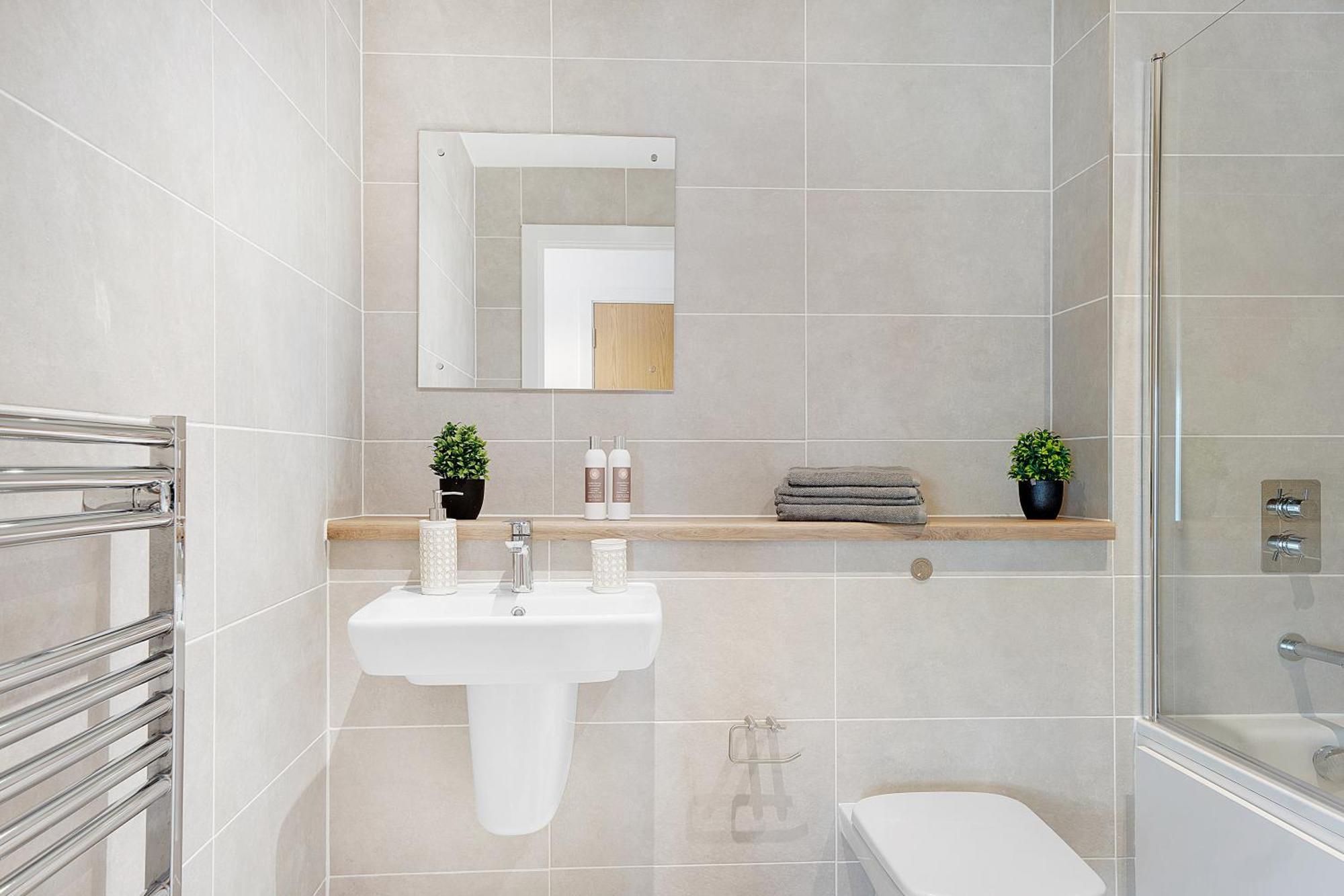 Apartment New! Media 2br Free Wifi *