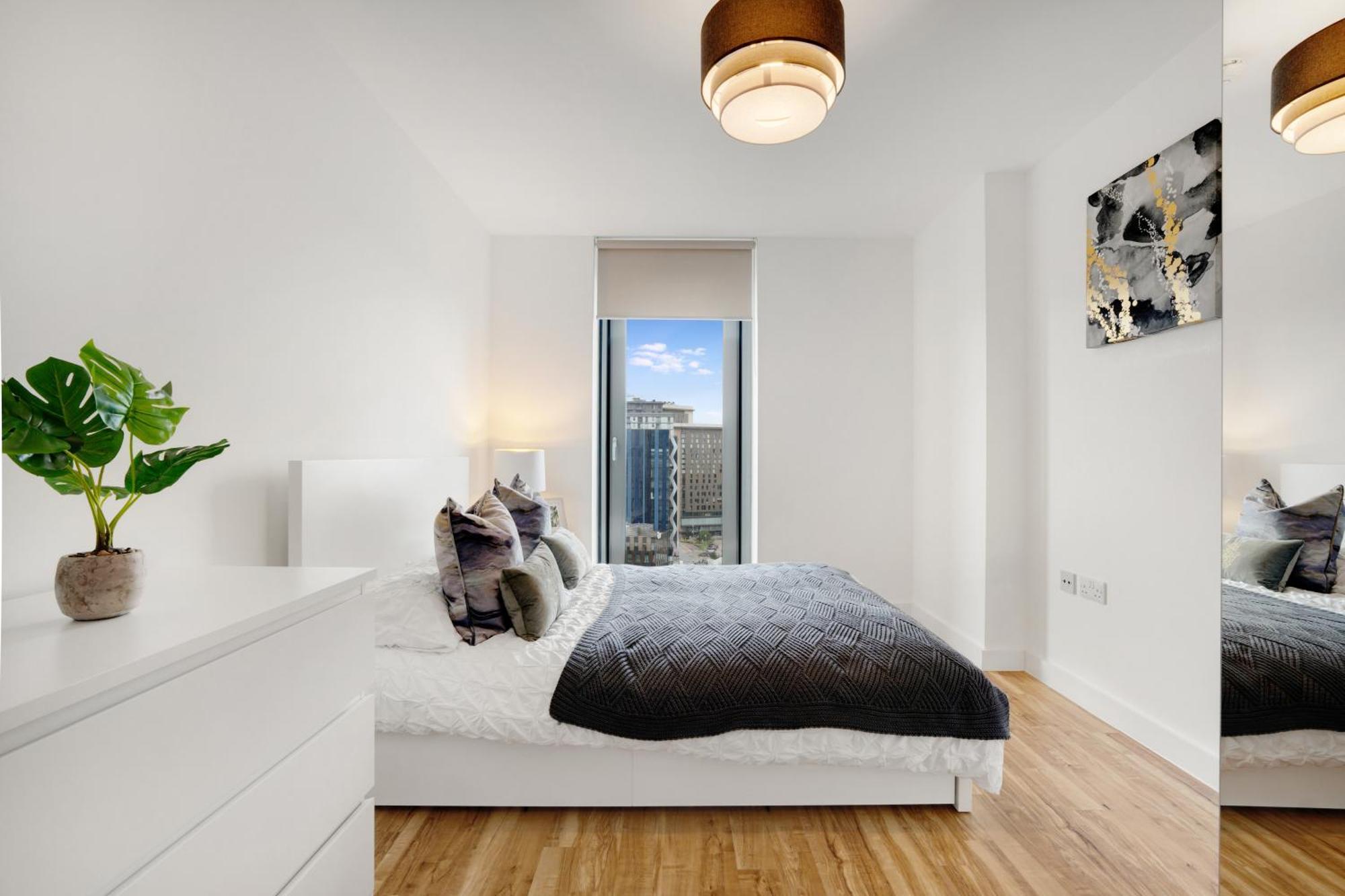 New! Media 2br Free Wifi Manchester
