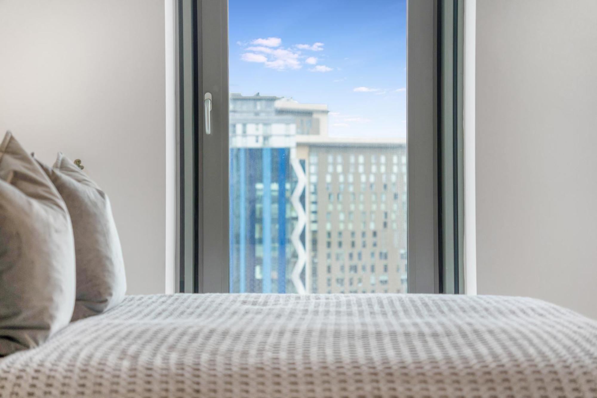 Apartment New! Media 2br Free Wifi