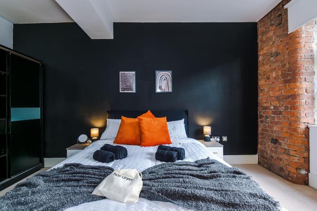 Stylish Apartment, Sleeps 4, Smart Tv, Next To Deansgate * Manchester