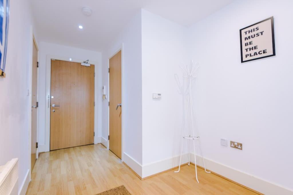 Stylish Apartment, Sleeps 4, Smart Tv, Next To Deansgate