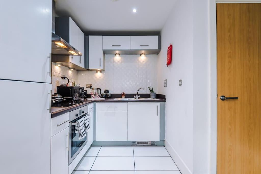 Stylish Apartment, Sleeps 4, Smart Tv, Next To Deansgate Apartment