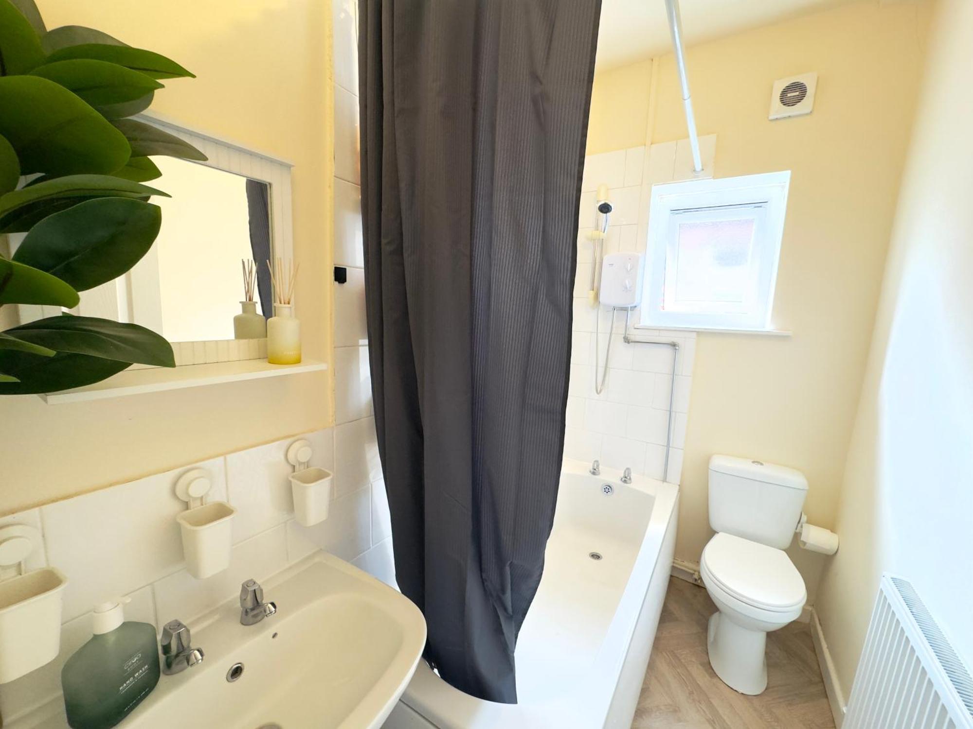 Double Bedroom Near Center Homestay
