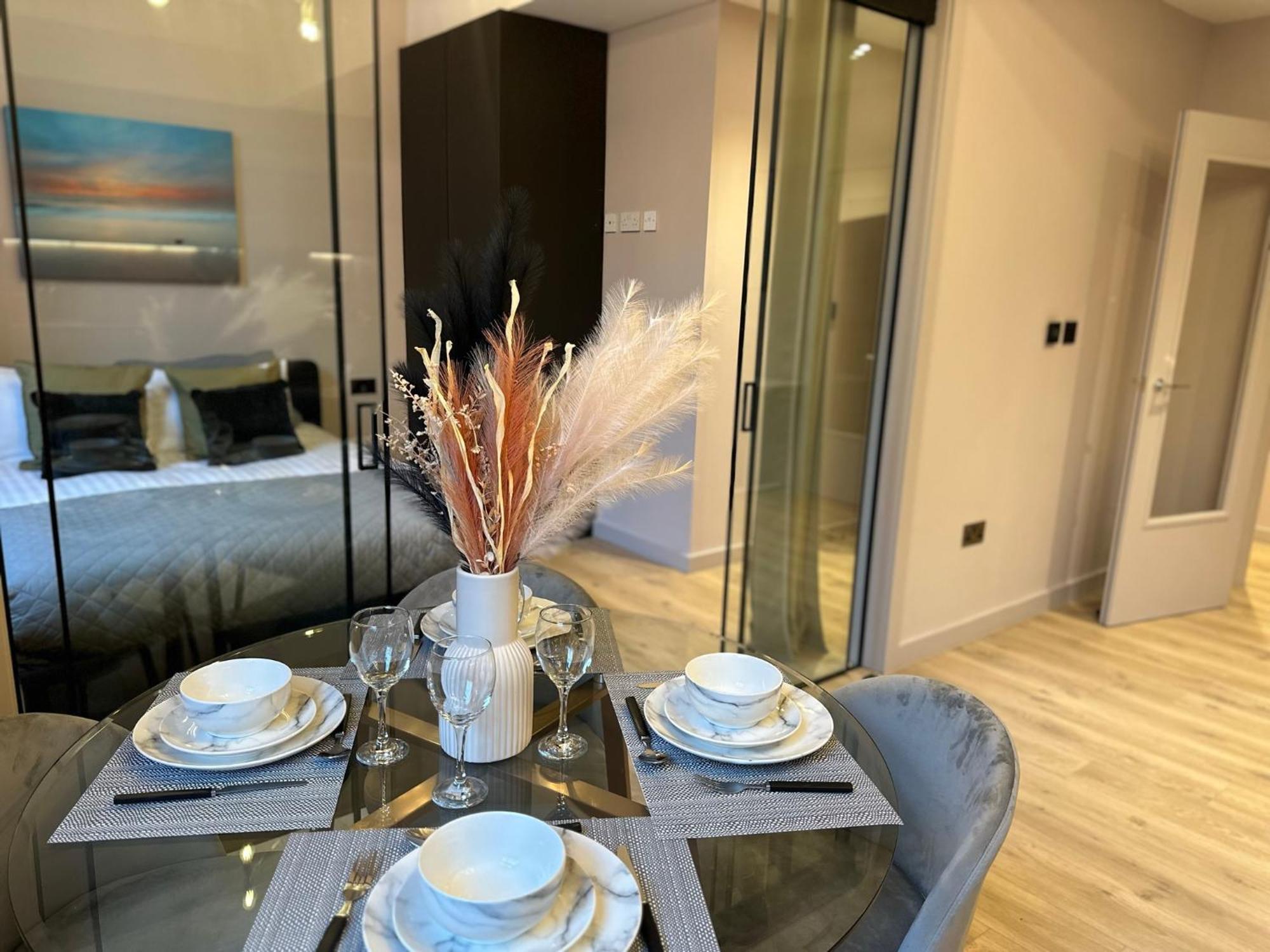Apartment Stunning 2br In Chinatown Manchester