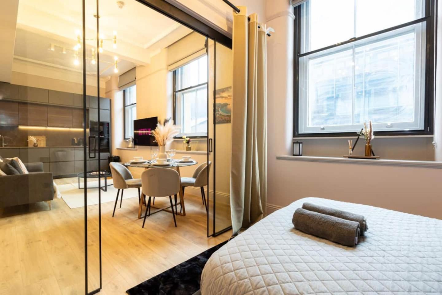 Stunning 2br In Chinatown Manchester