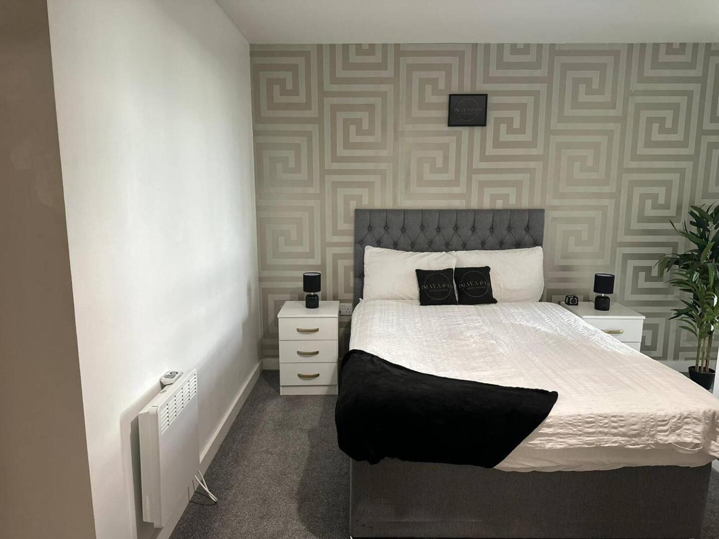 Stunning 2bd With River View 5min To Centre Manchester