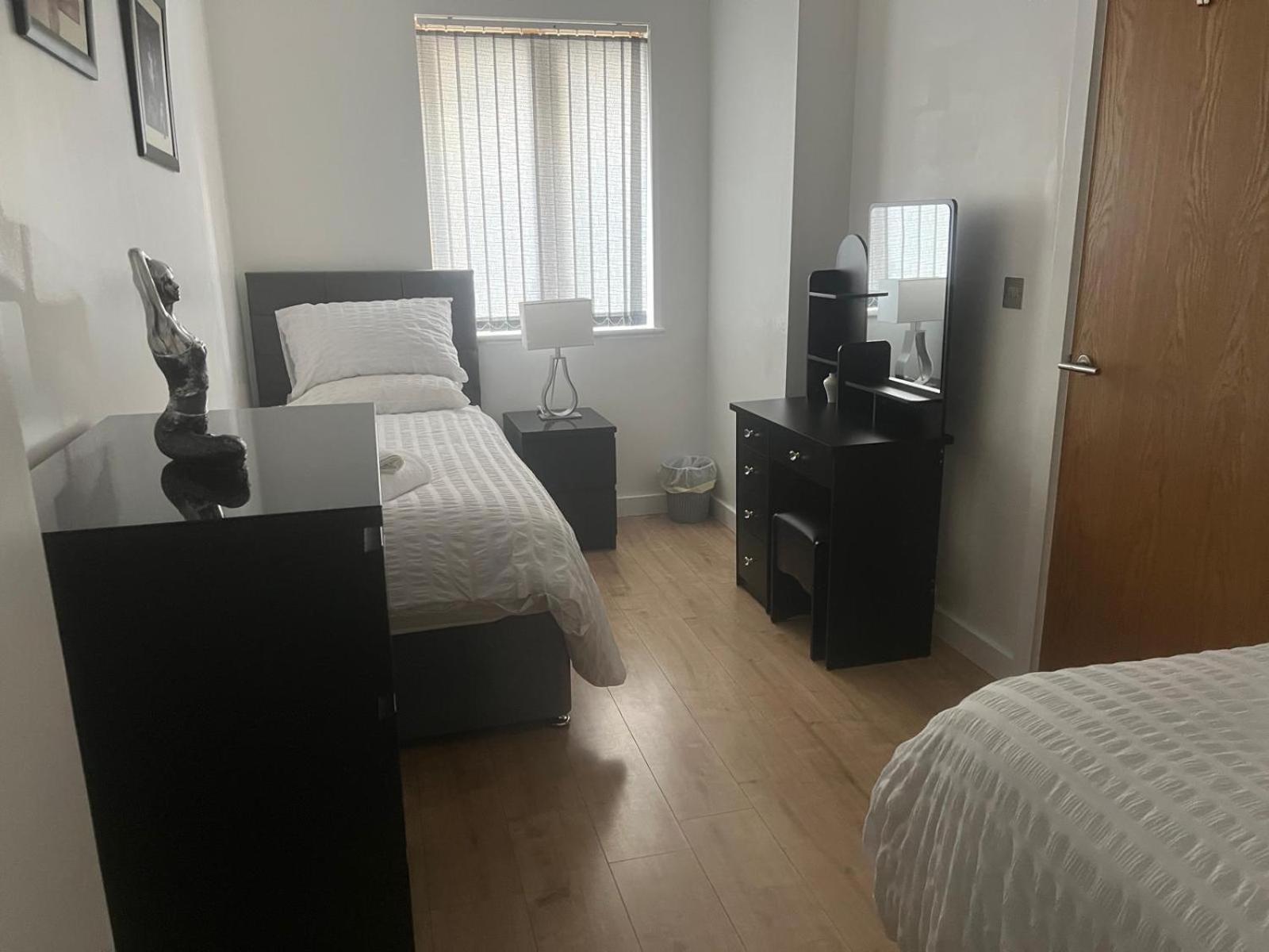 Luxury Modern Town House, Centre, Free Secured Parking Holiday home