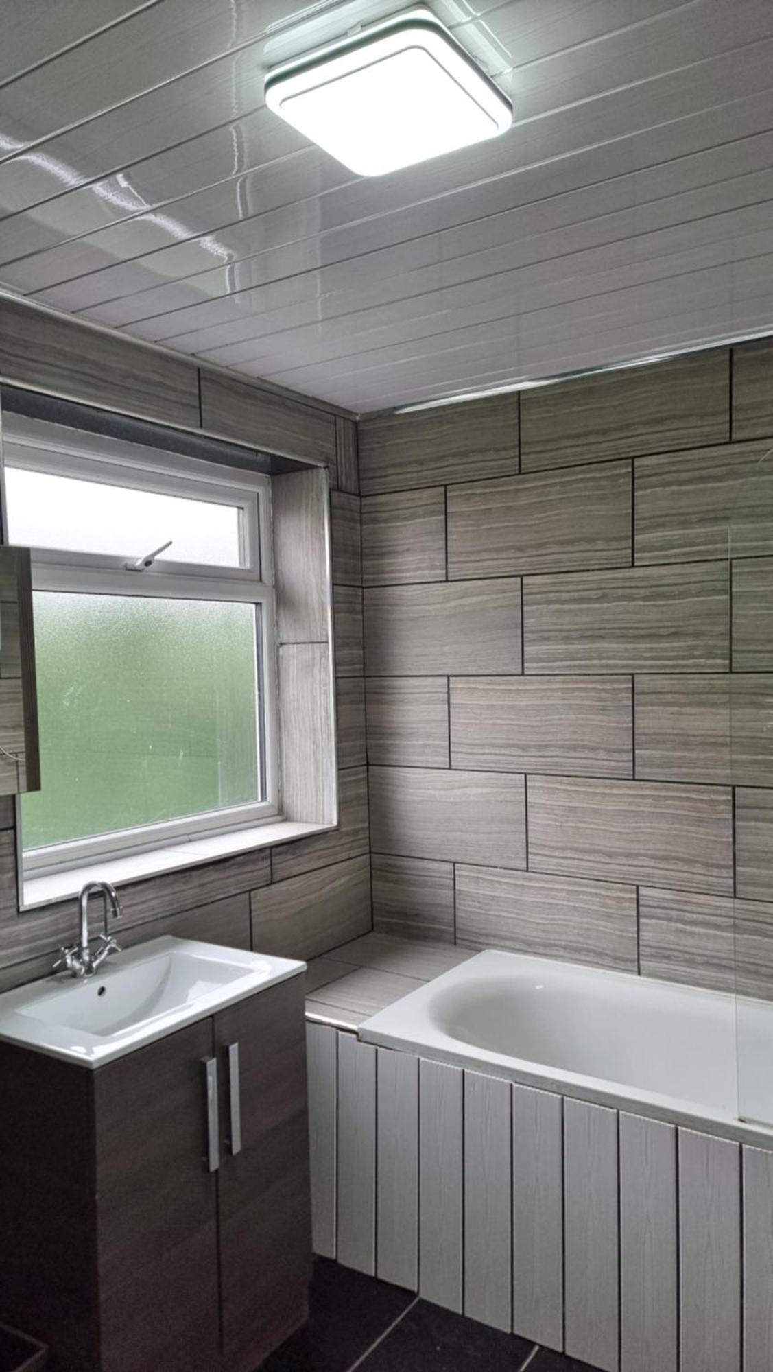 Victoria Avenue East 3 Bedroom House Holiday home